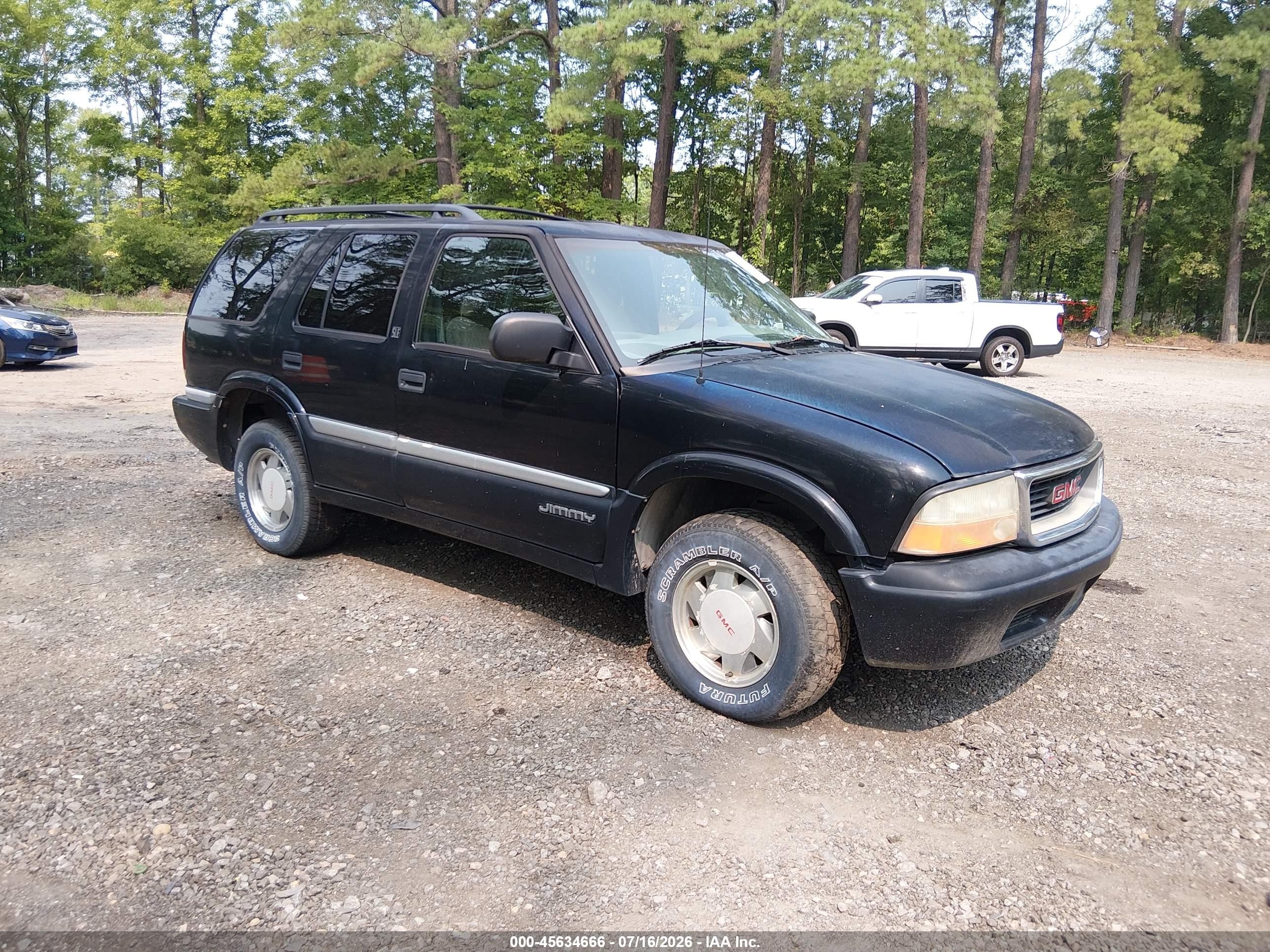 2001 GMC Jimmy SLE, VIN 1GKCS13W012140783 — Normal wear
