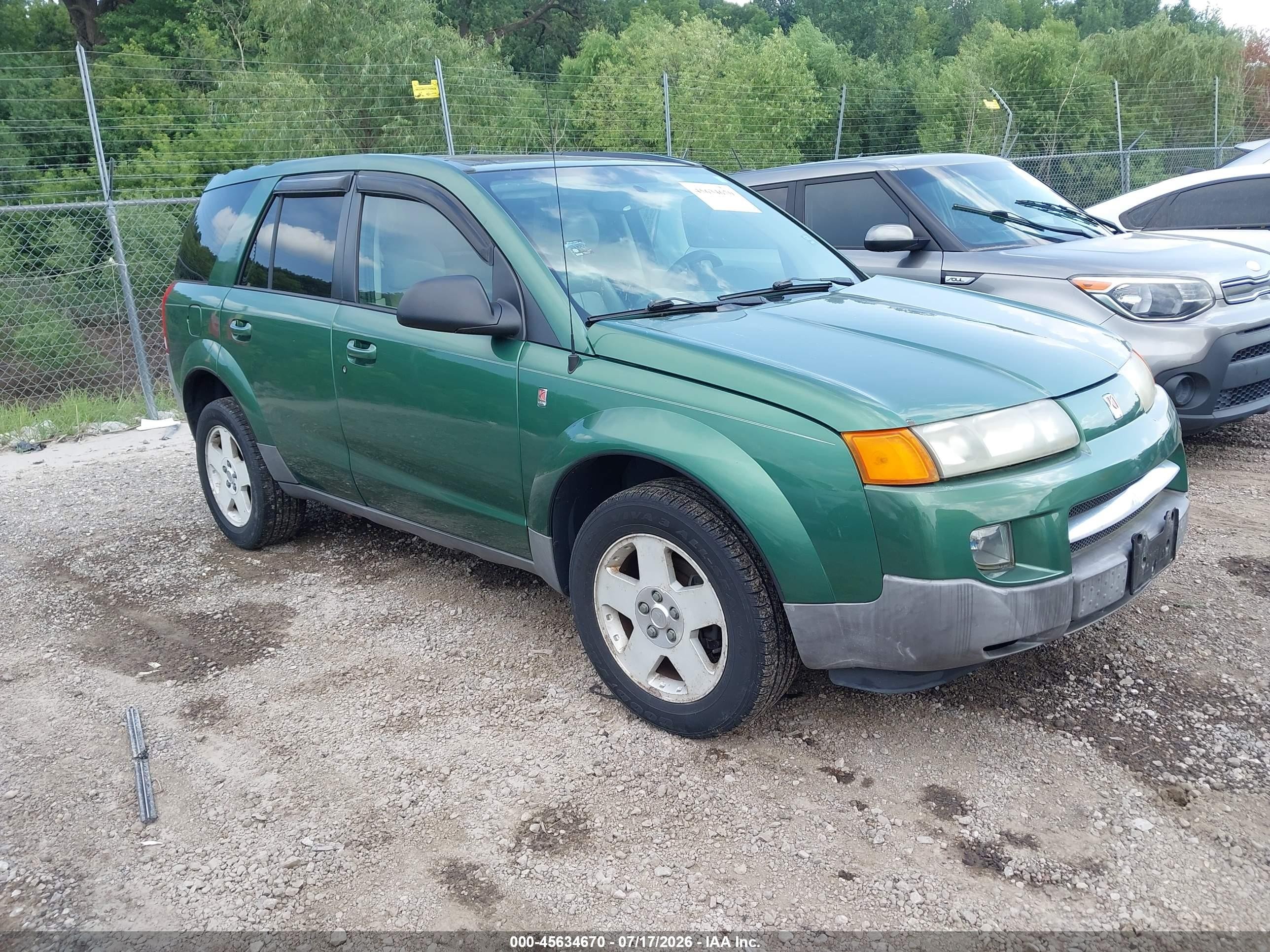 2004 Saturn VUE V6, VIN 5GZCZ63464S867156 — Normal wear