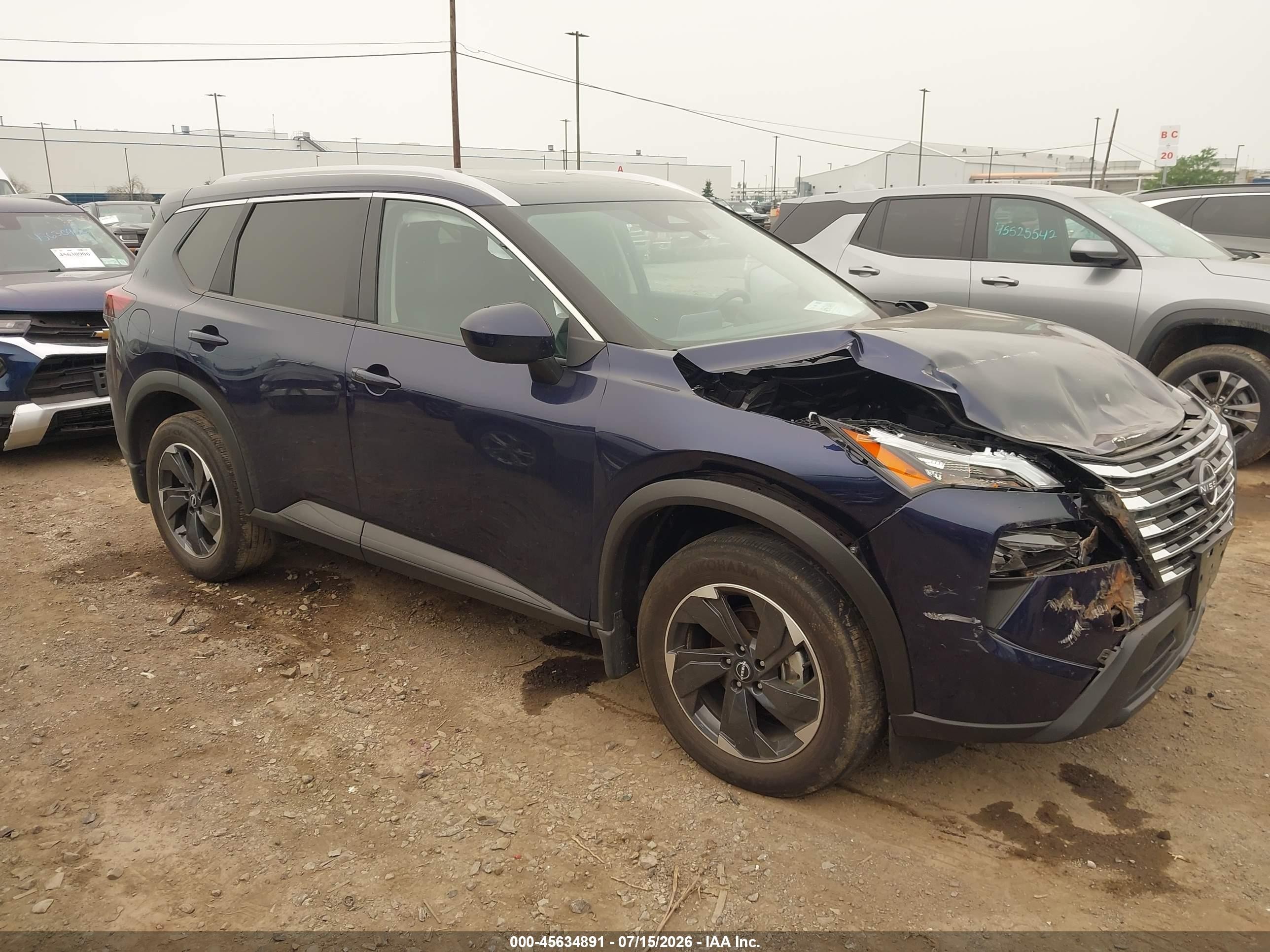 2025 Nissan Rogue SV, VIN JN8BT3BB6SW170383 — Front end
