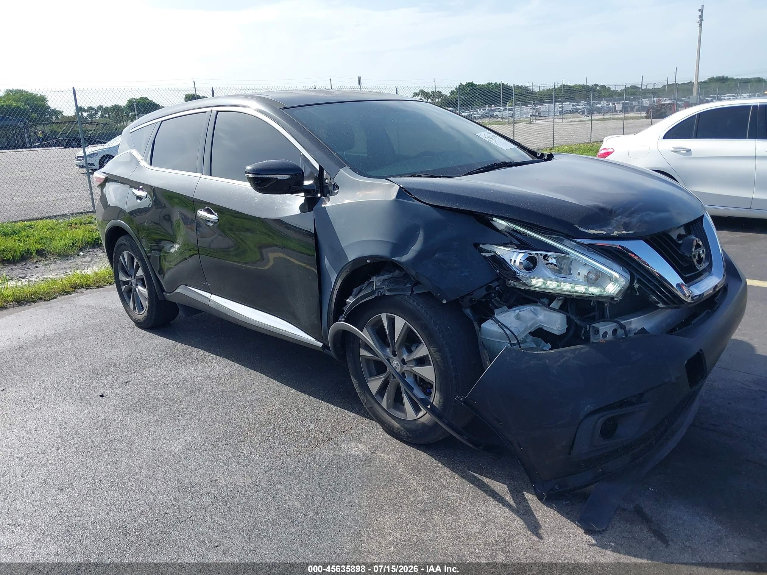 2015 Nissan Murano S, VIN 5N1AZ2MG6FN206573 — Front end