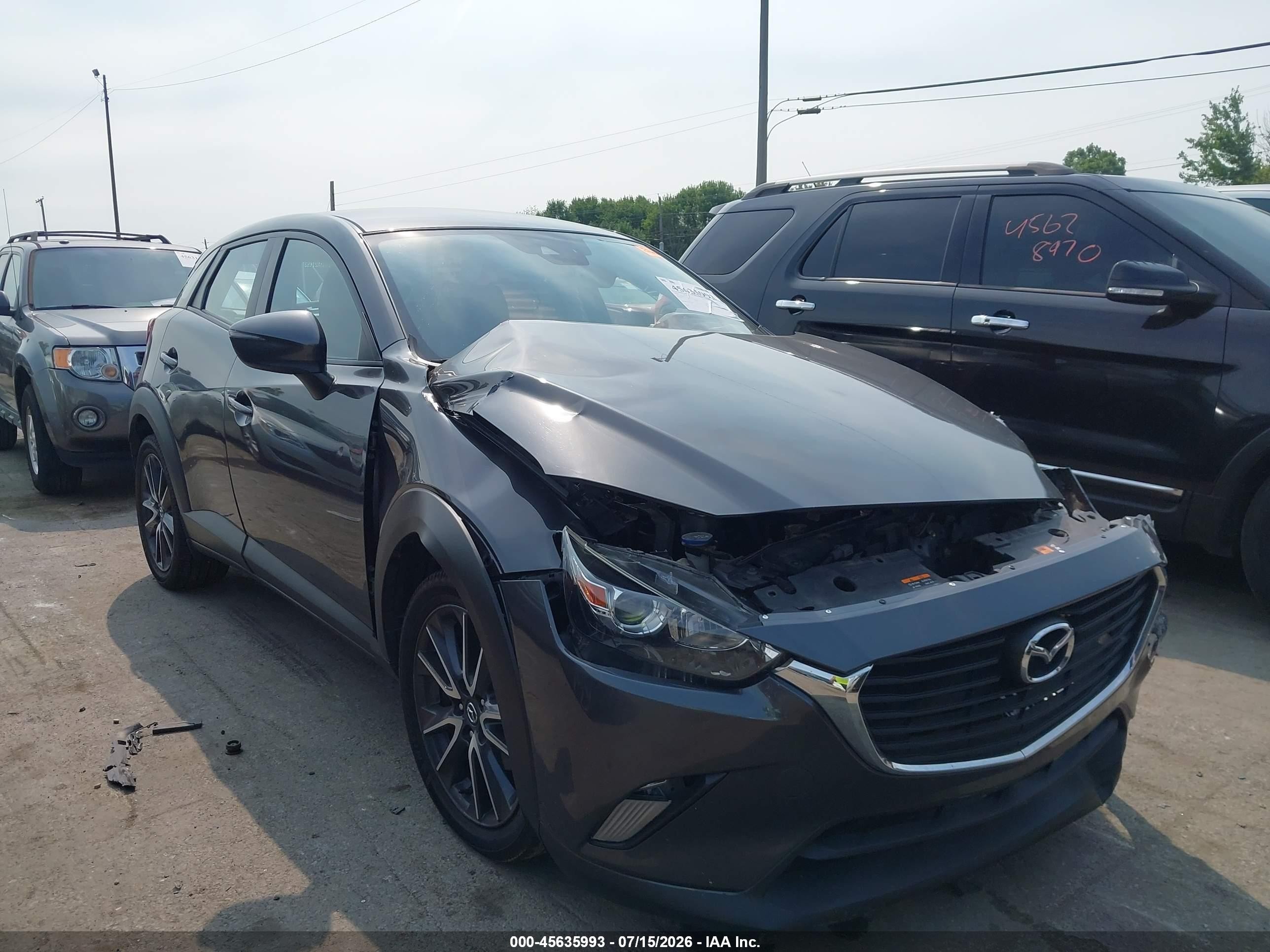 2018 Mazda CX-3 Touring, VIN JM1DKFC7XJ1321739 — Front end