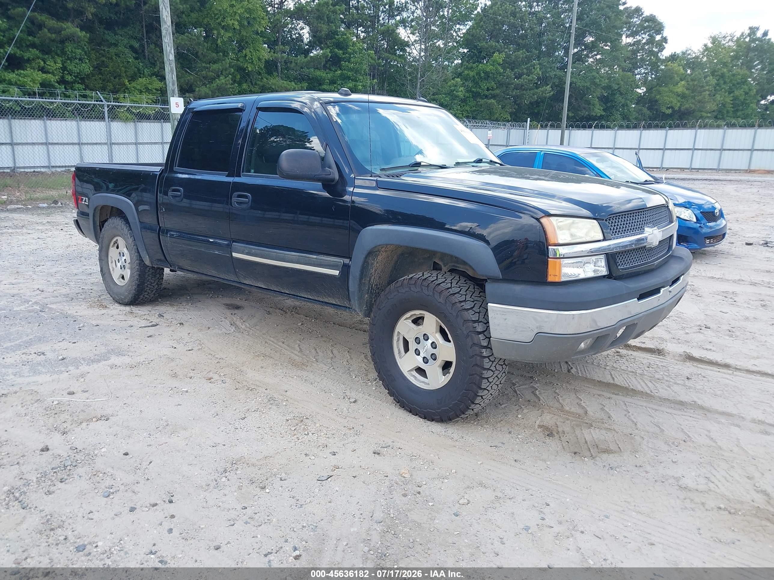 2004 Chevrolet Silverado 1500 LT, VIN 2GCEK13T841291594 — Rear end
