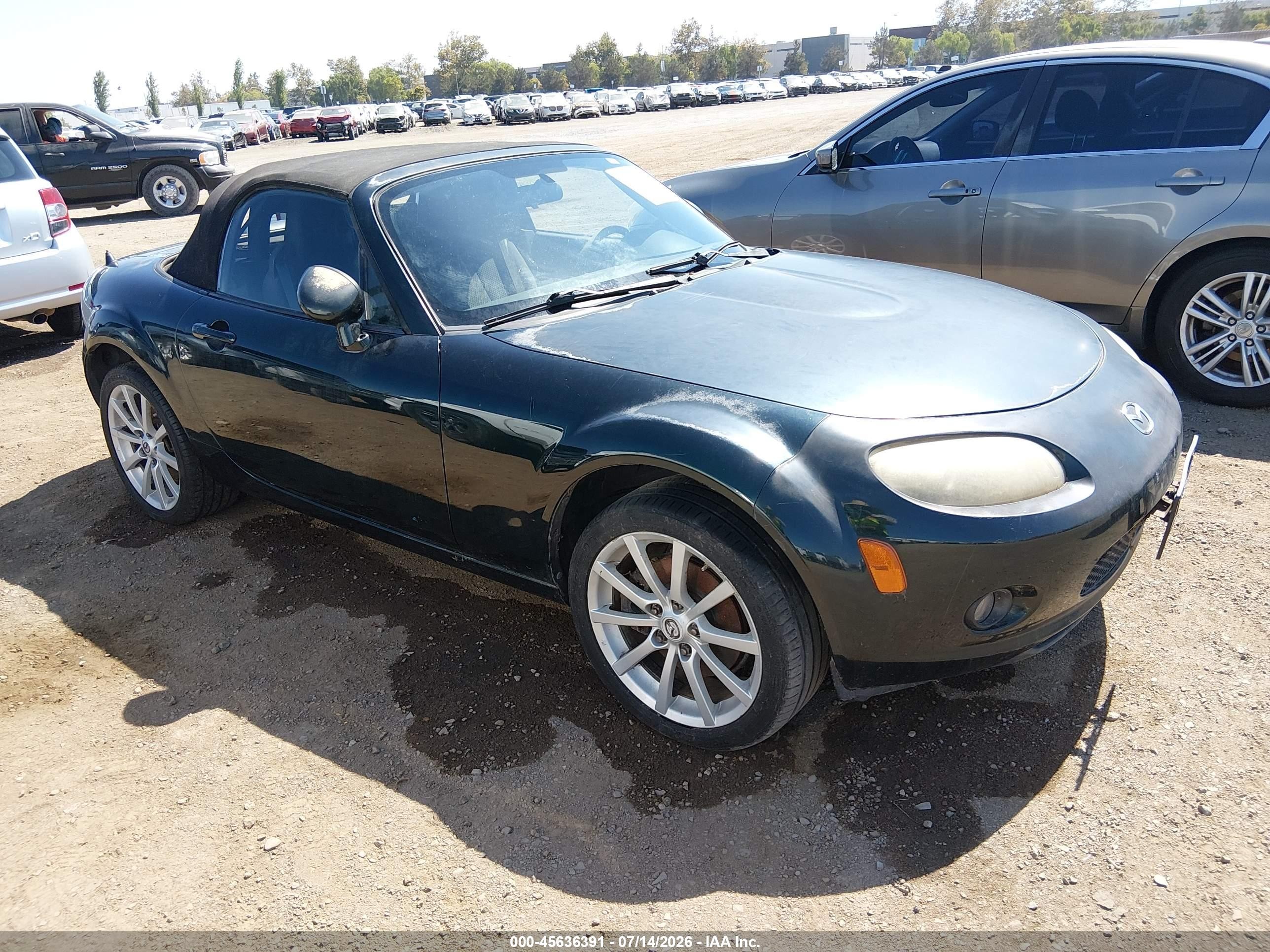 2007 Mazda MX-5 Miata Touring, VIN JM1NC25F370134484 — Normal wear