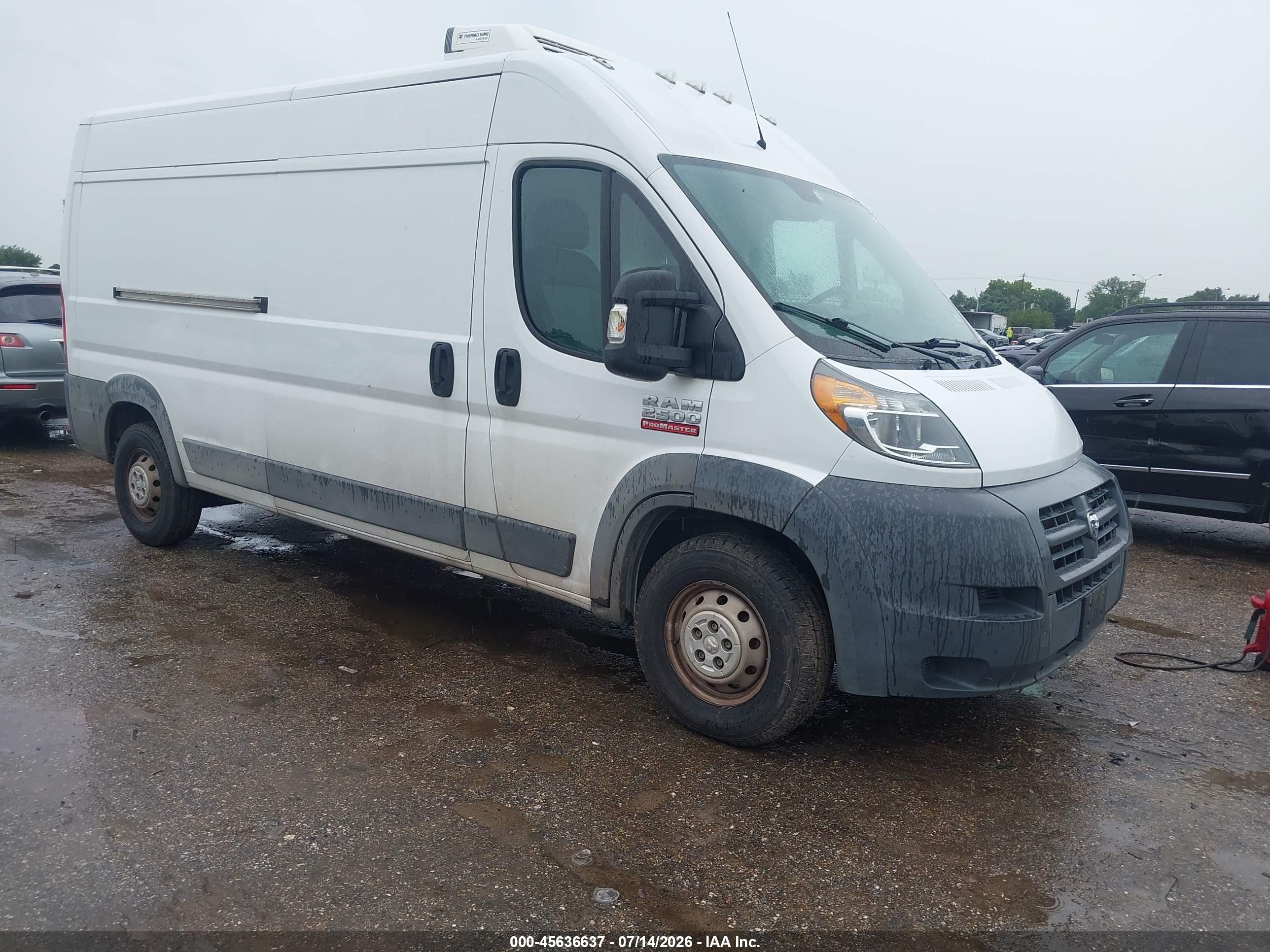 2017 Ram ProMaster Cargo, VIN 3C6TRVDG5HE522351 — Обычный износ