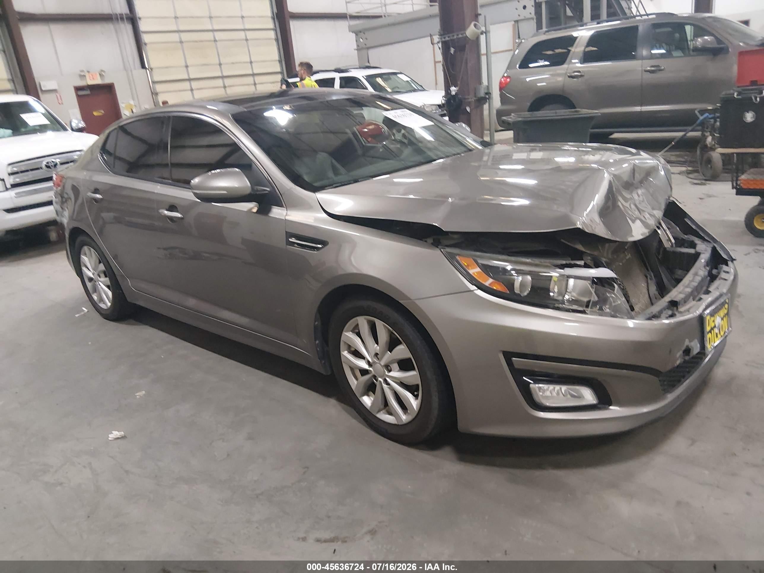 2014 Kia Optima EX, VIN 5XXGN4A73EG301502 — Front end