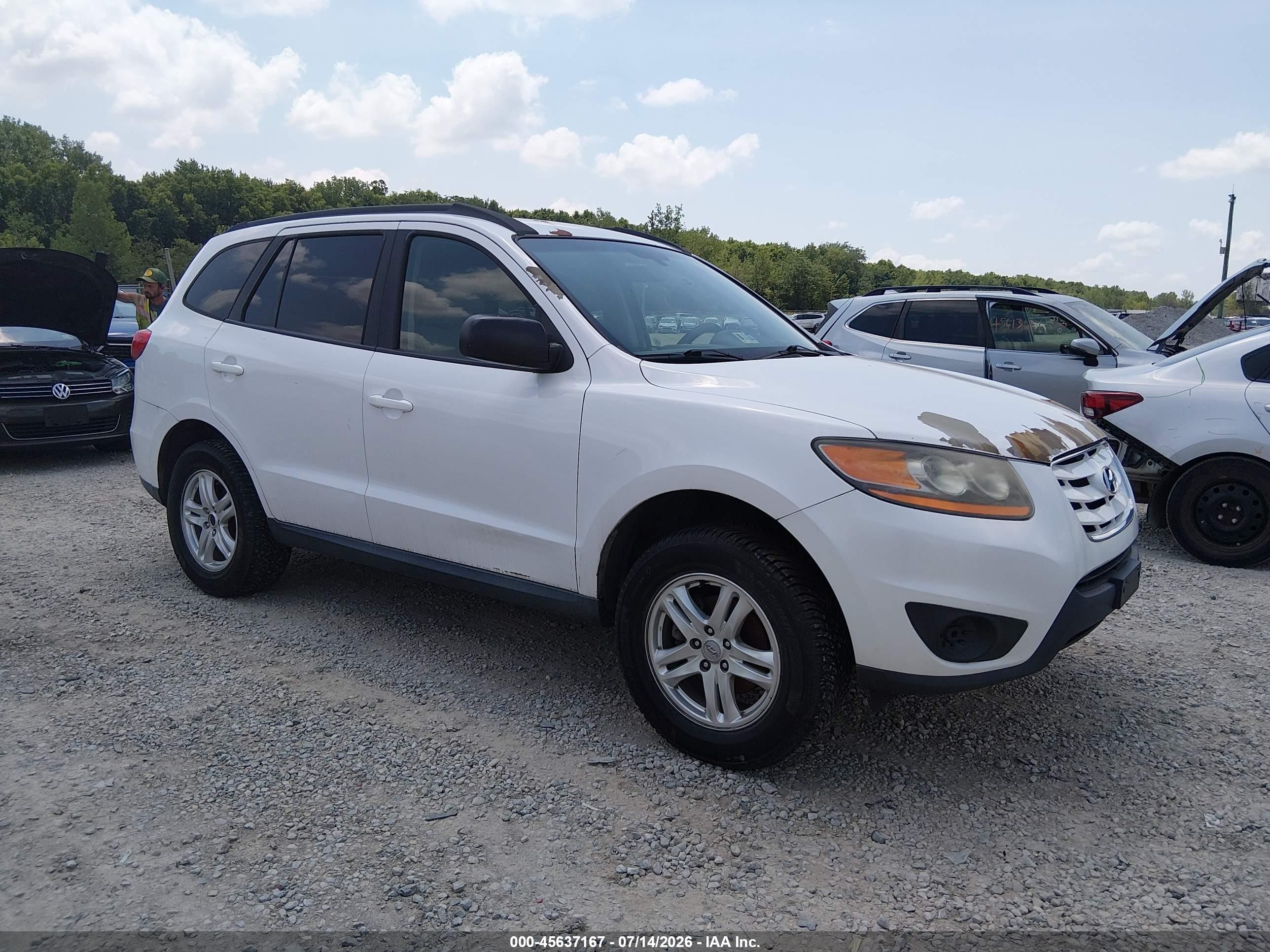 2011 Hyundai Santa Fe GLS, VIN 5XYZG3AB9BG057735 — Normal wear