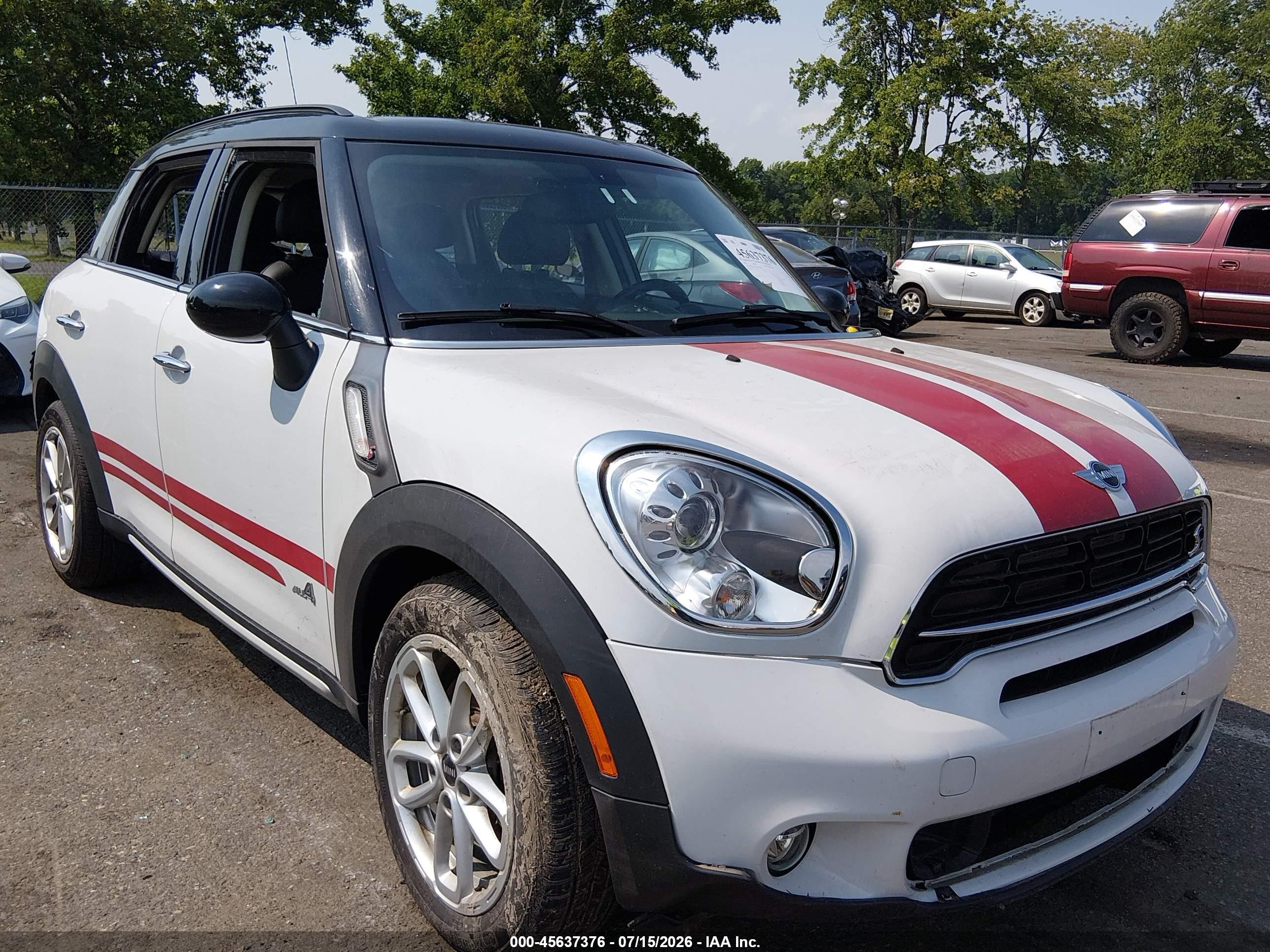 2016 MINI Countryman S, VIN WMWZC5C58GWU21844 — Water / flood