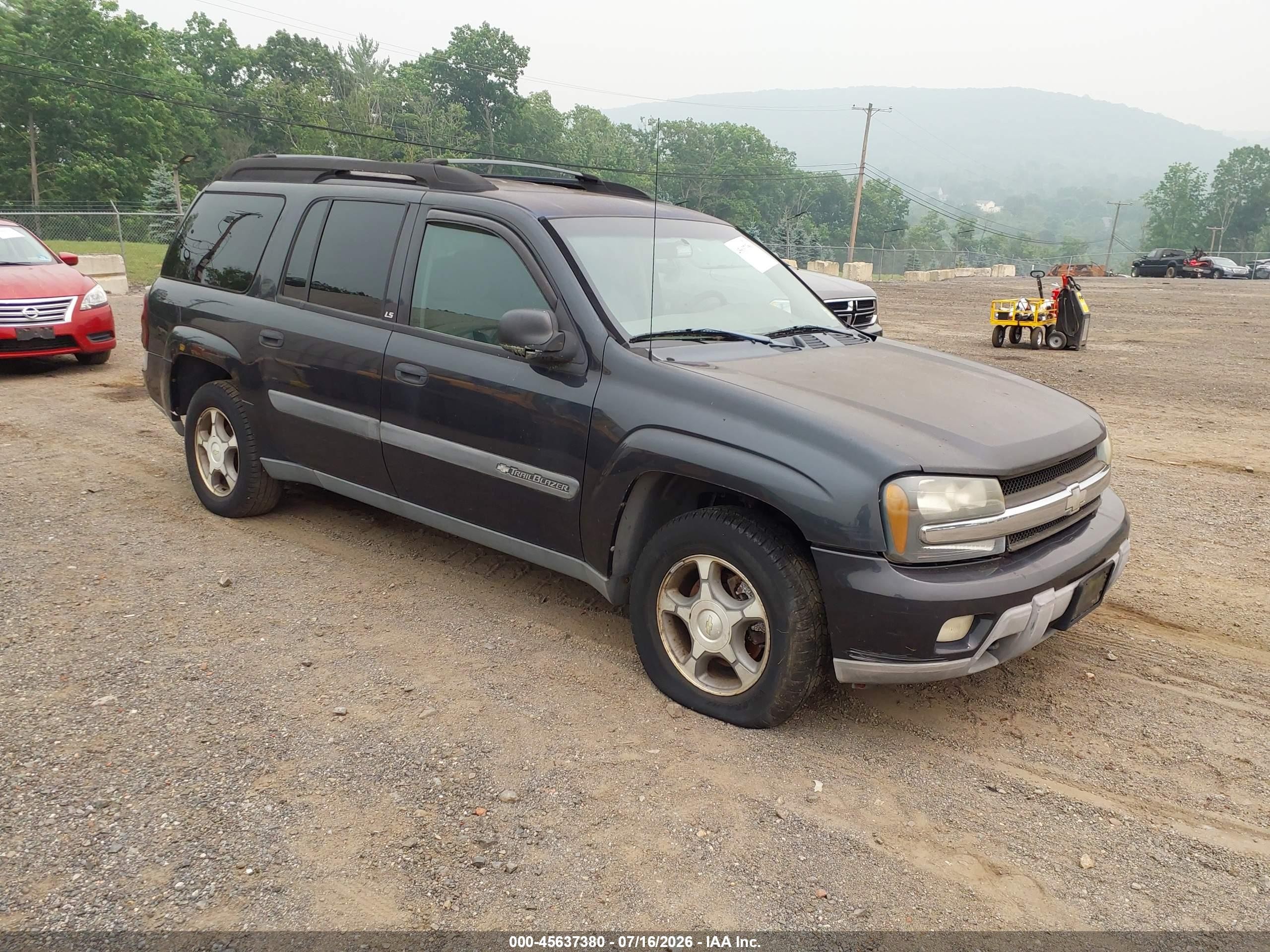 2004 Chevrolet TrailBlazer EXT LT, VIN 1GNET16S546209336 — Normal wear