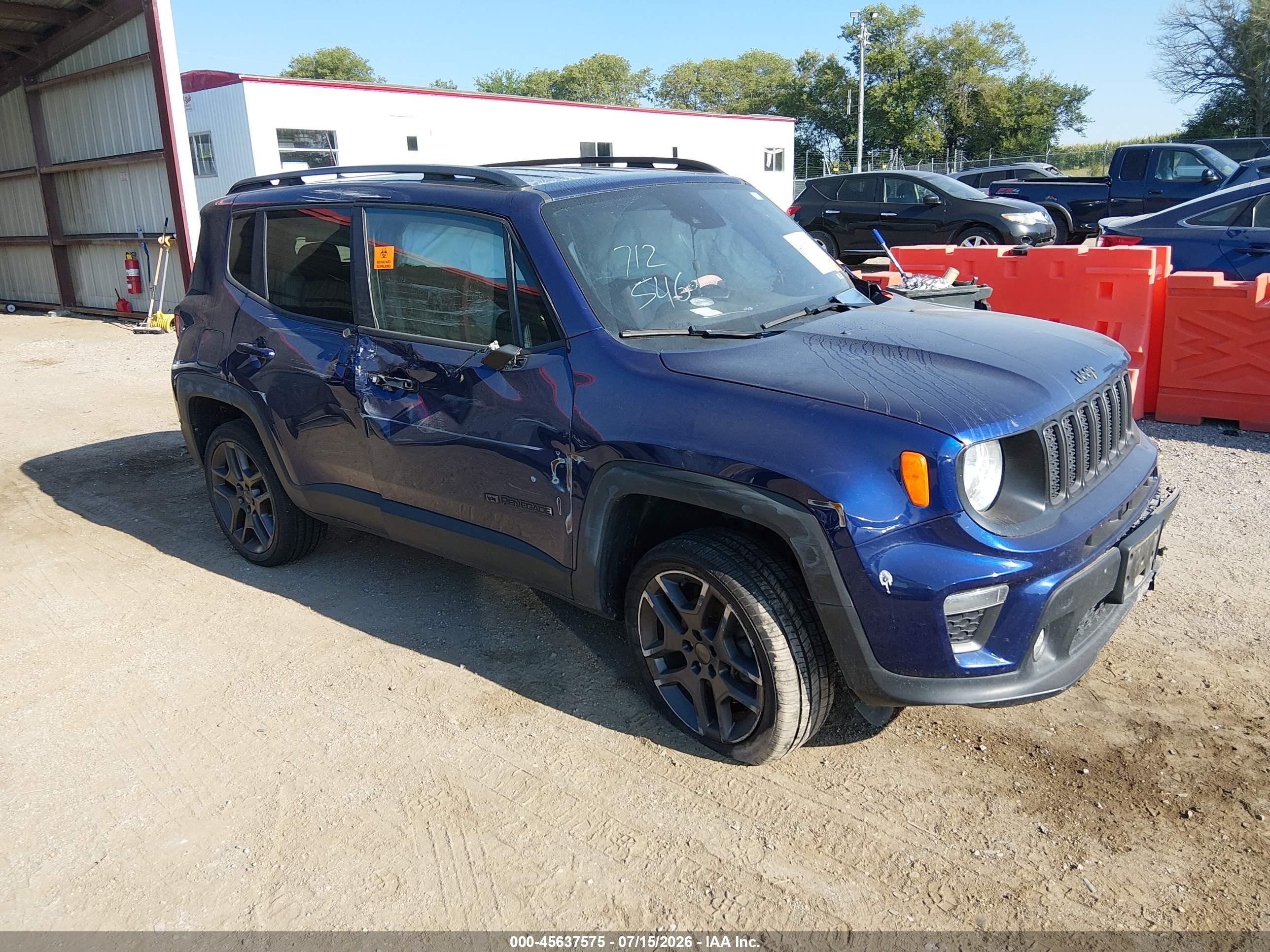 2021 Jeep Renegade Latitude, VIN ZACNJDBB0MPM49071 — Front end
