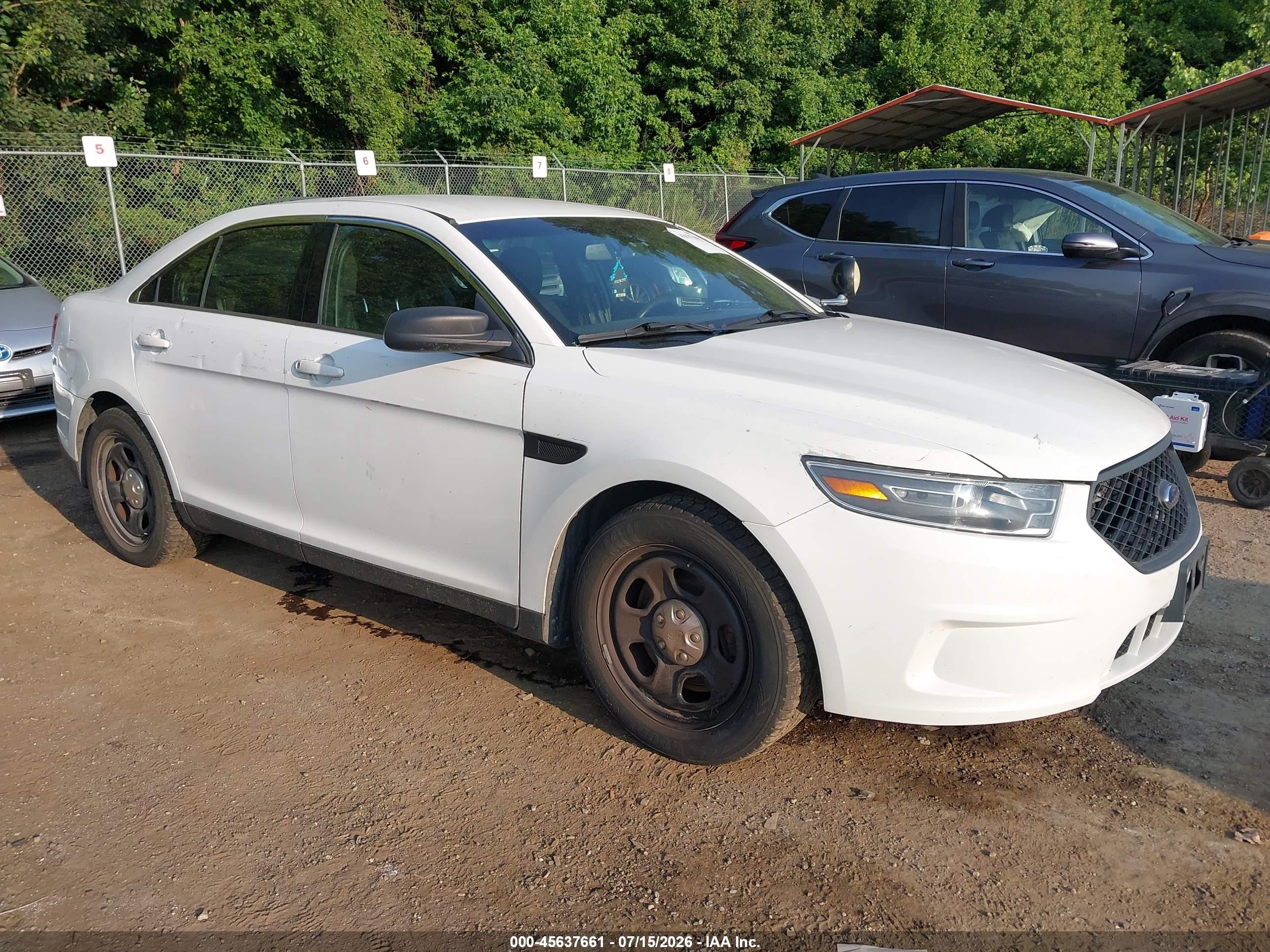 2017 Ford Police Interceptor, VIN 1FAHP2MK0HG130178 — Normal wear