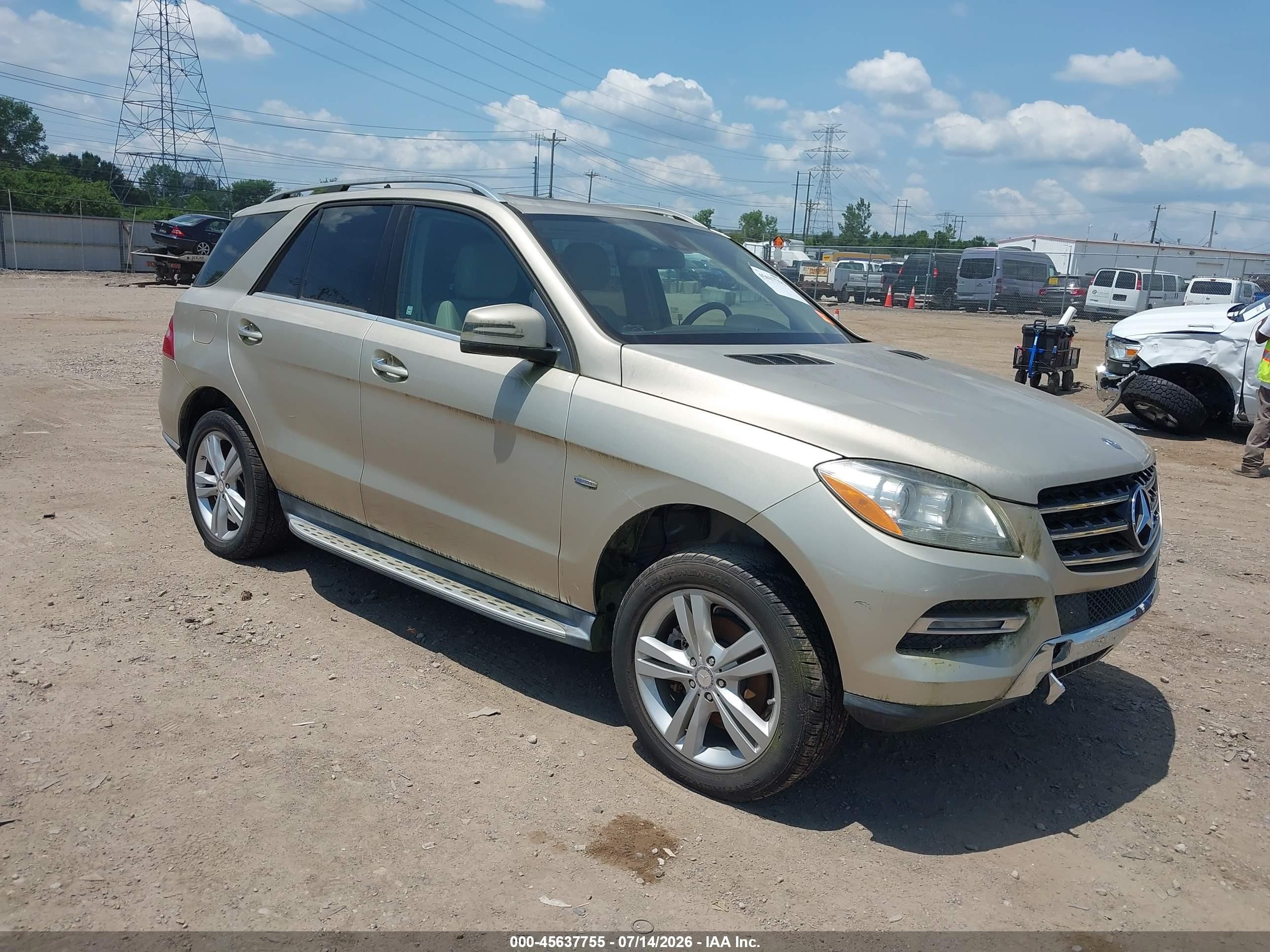 2012 Mercedes-Benz M 350, VIN 4JGDA2EB4CA012960 — Normal wear