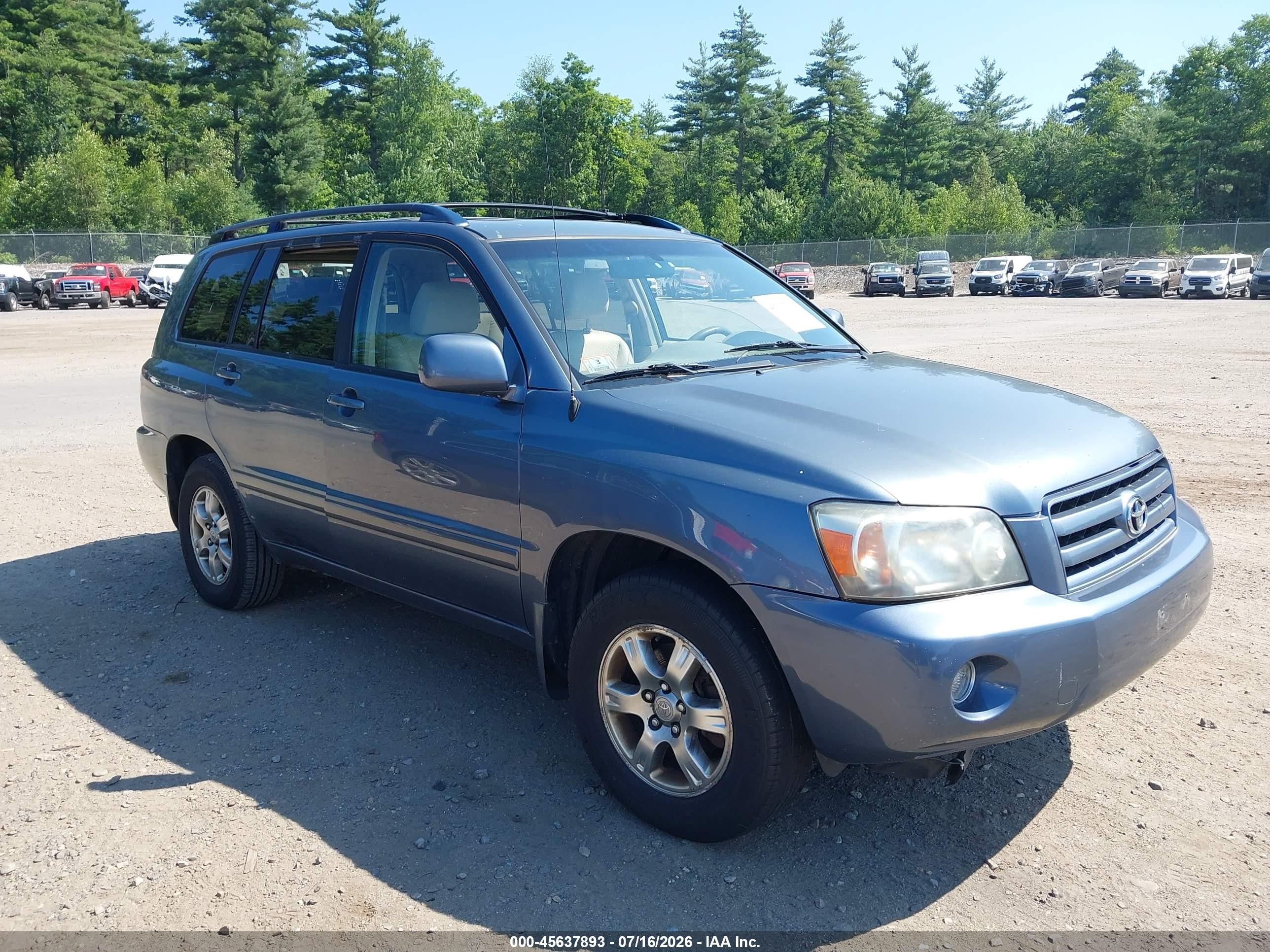 2005 Toyota Highlander, VIN JTEDP21A450060706 — Normal wear