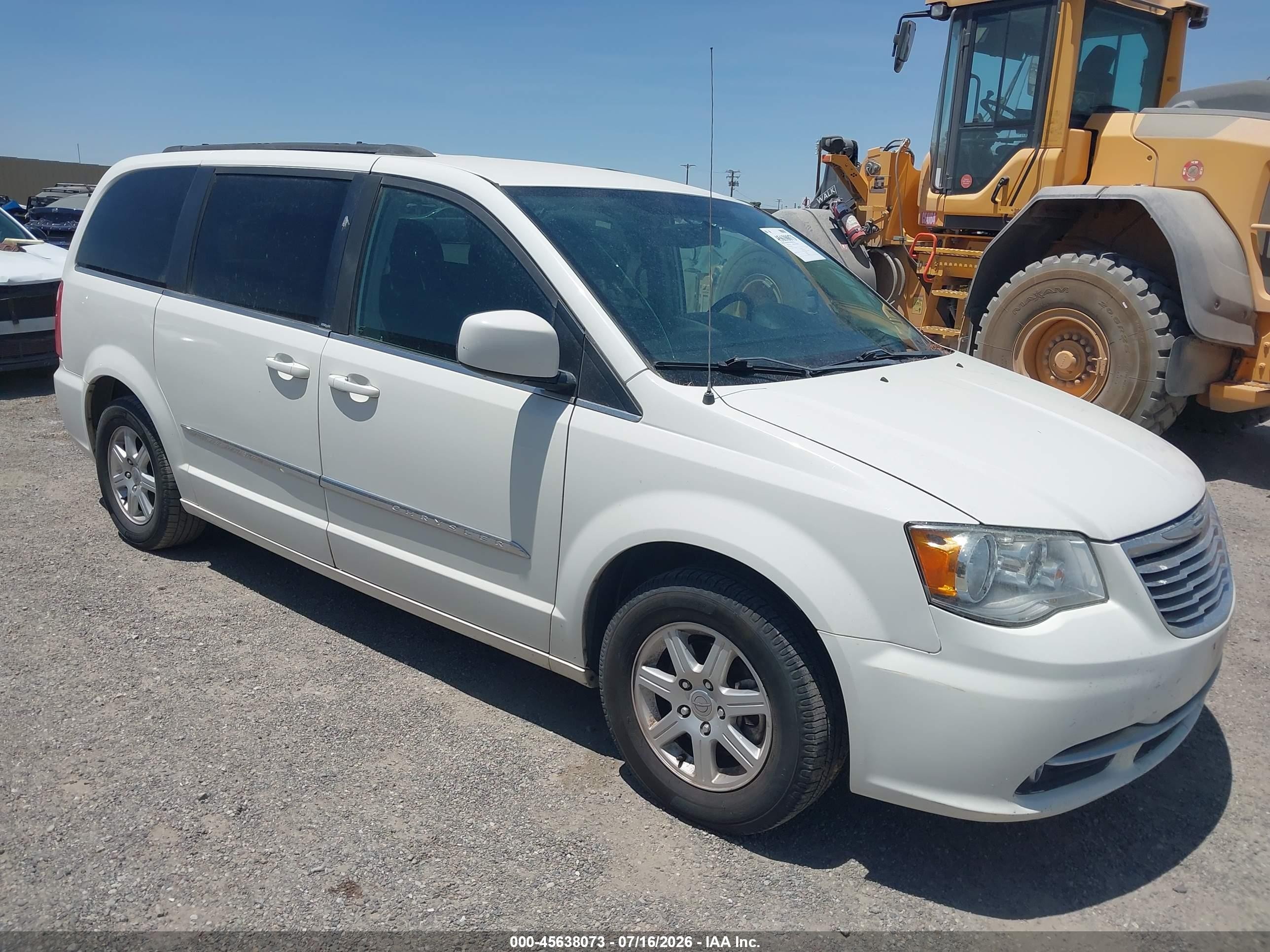 2012 Chrysler Town & Country Touring, VIN 2C4RC1BG0CR244773 — Normal wear