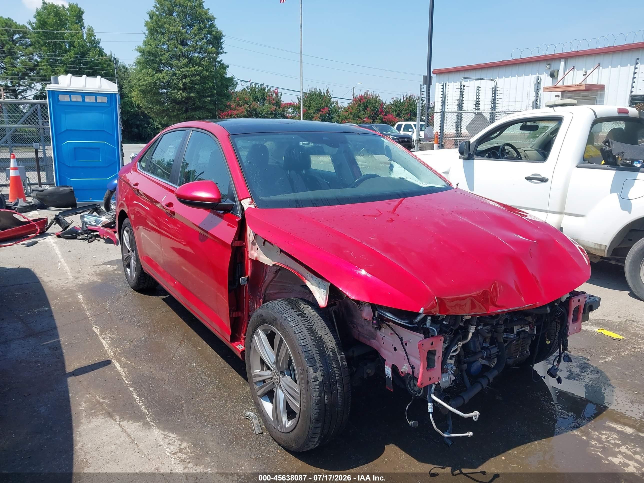 2023 Volkswagen Jetta SE, VIN 3VW7M7BUXPM008526 — Front end