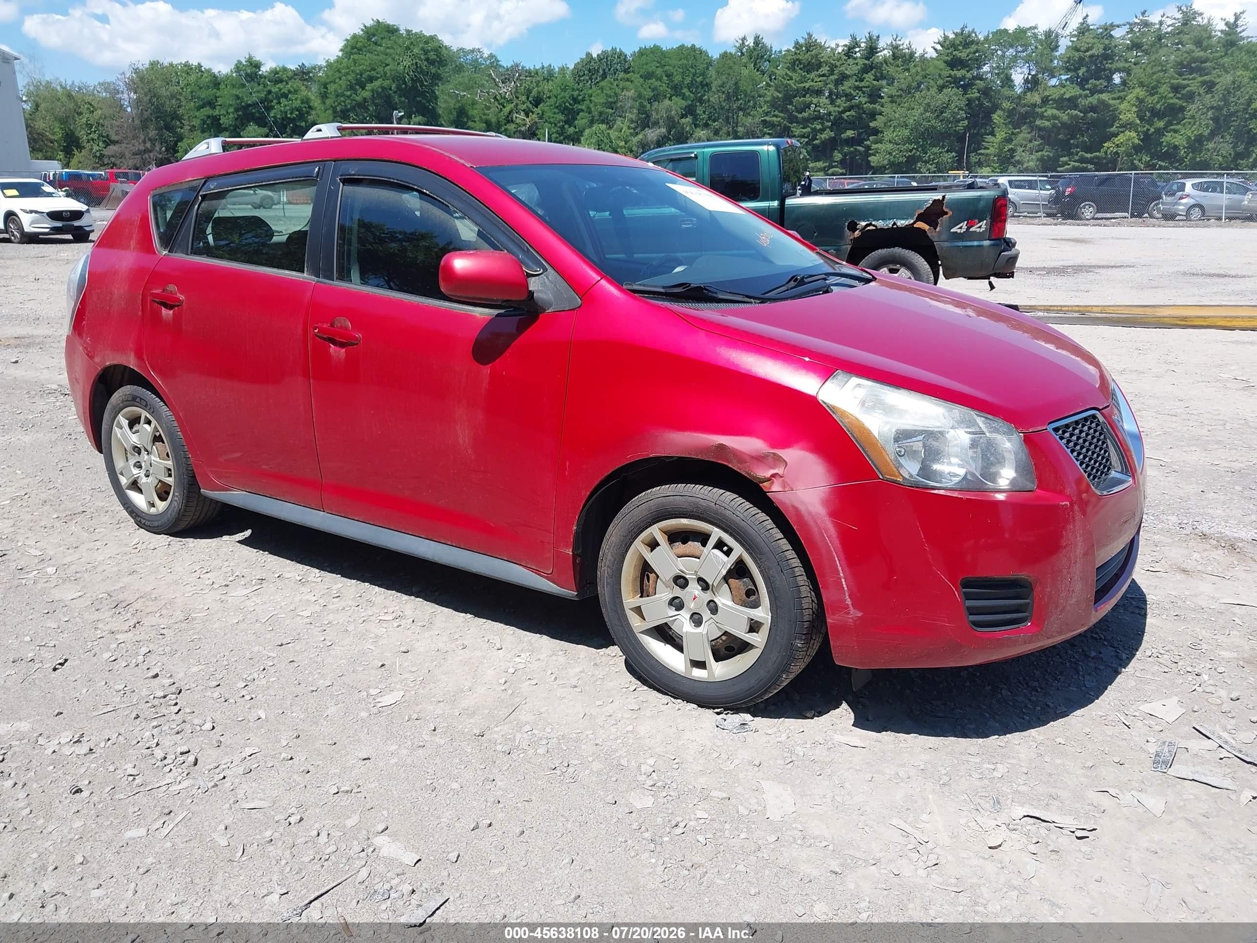 2010 Pontiac Vibe, VIN 5Y2SM6E03AZ409891 — Normal wear