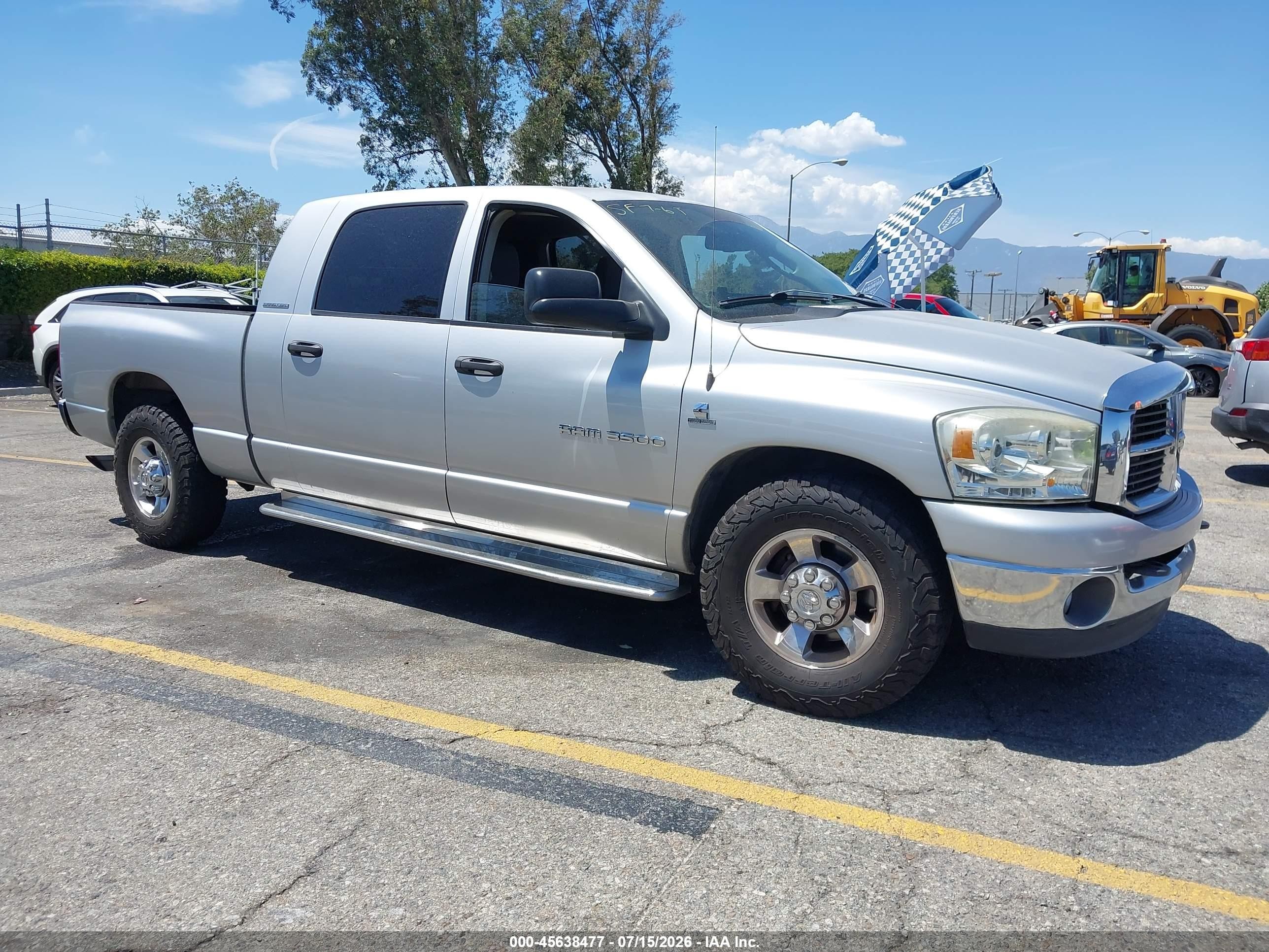 2006 Dodge 3500 SLT, VIN 3D7LL39C96G148953 — Side
