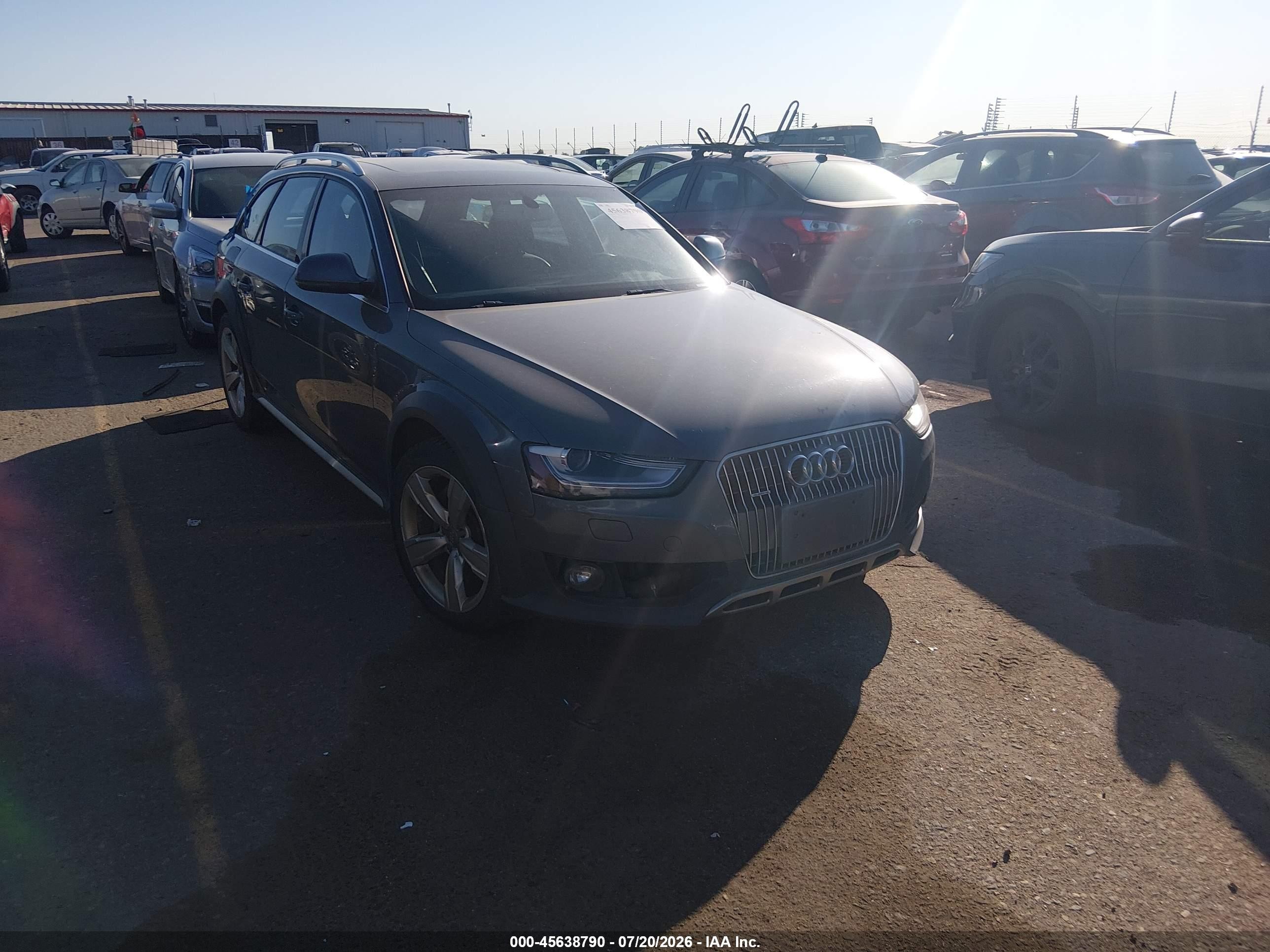 2014 Audi allroad A4 Premium Plus, VIN WA1UFAFL7EA006834 — Normal wear