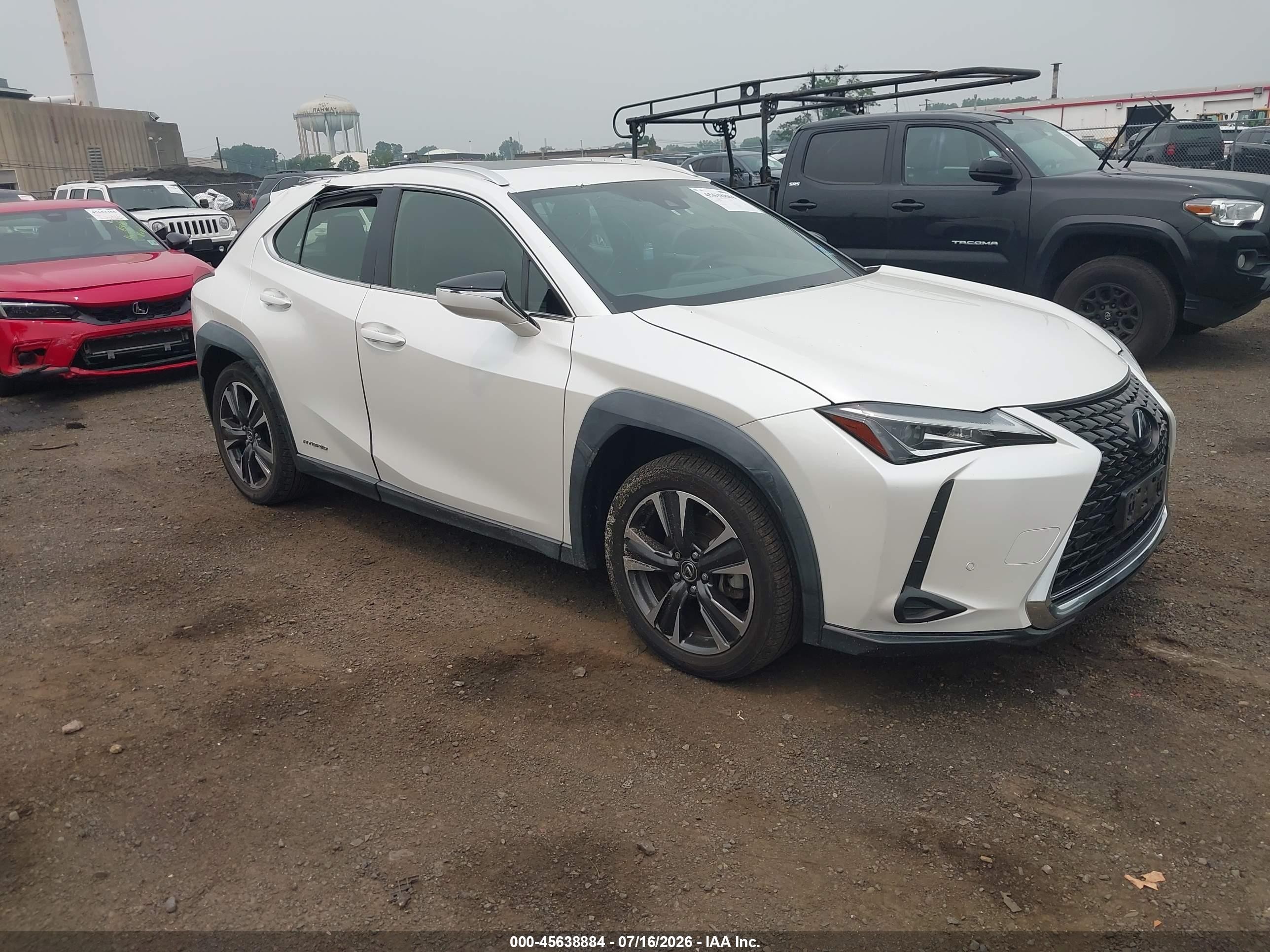 2020 Lexus UX 250h, VIN JTHP9JBH7L2026227 — Roof