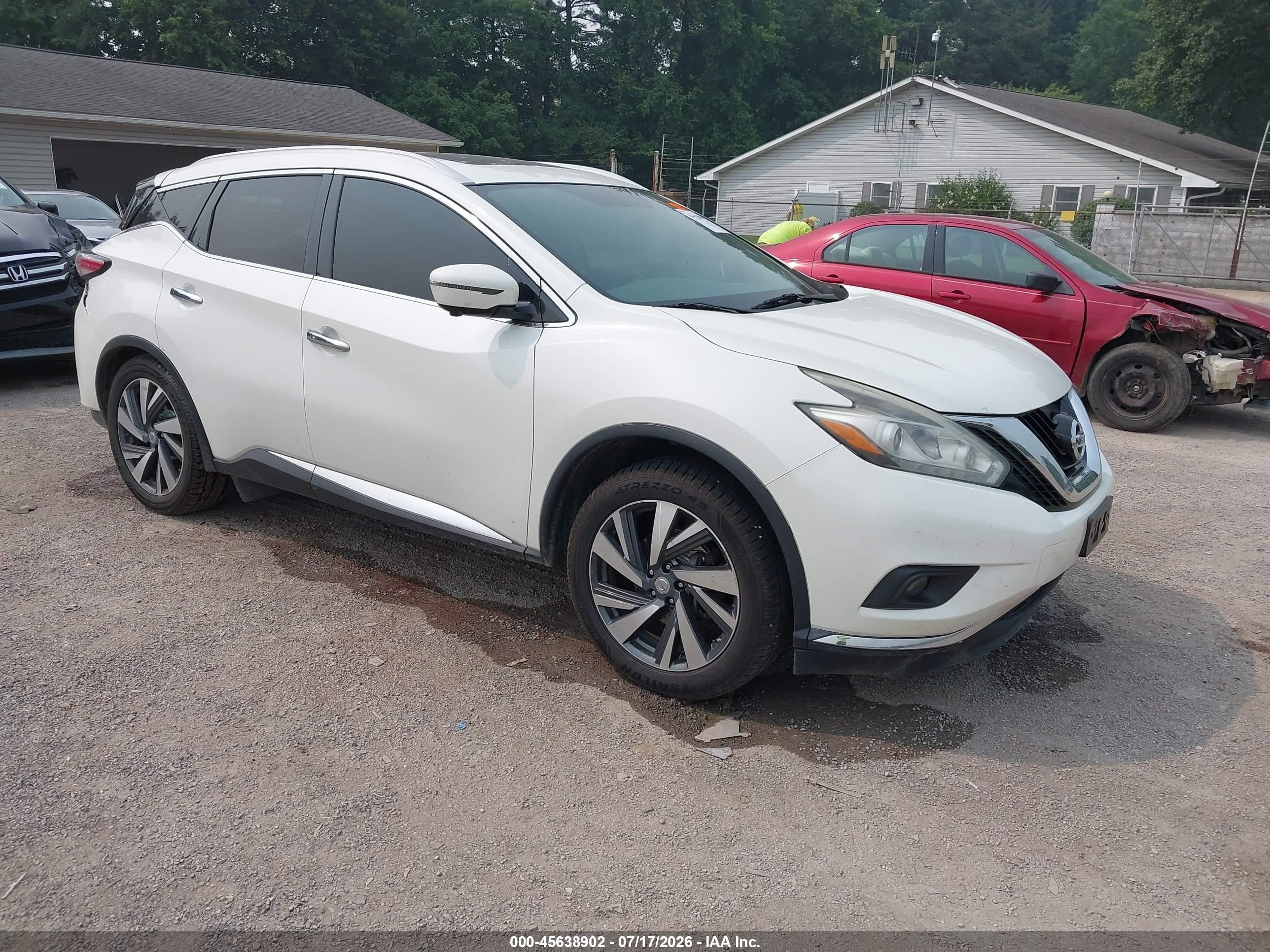 2016 Nissan Murano SV, VIN 5N1AZ2MH5GN103266 — Rear end