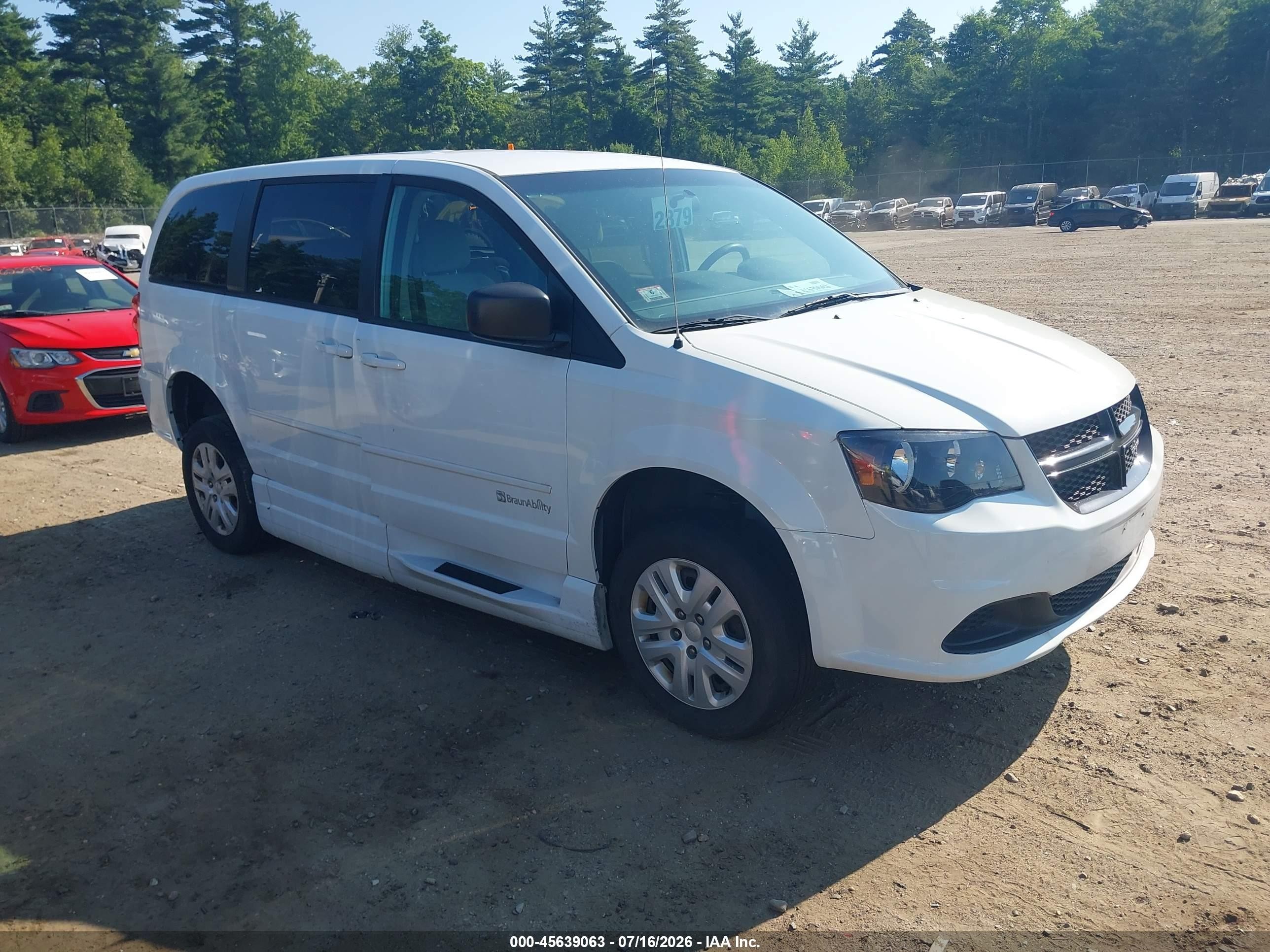 2015 Dodge Grand Caravan American Value, VIN 2C4RDGBG3FR686158 — Разукомплектован