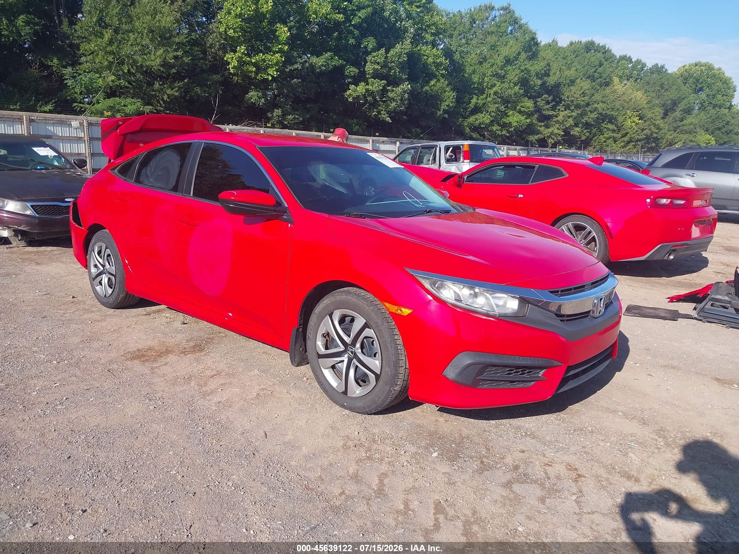 2017 Honda Civic LX, VIN 2HGFC2F57HH504764 — Зад