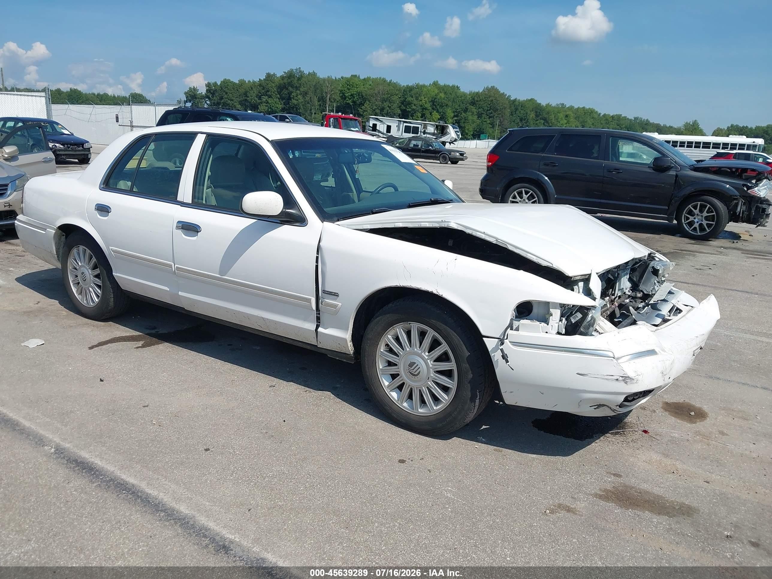2010 Mercury Grand Marquis LS, VIN 2MEBM7FV3AX609092 — Front end