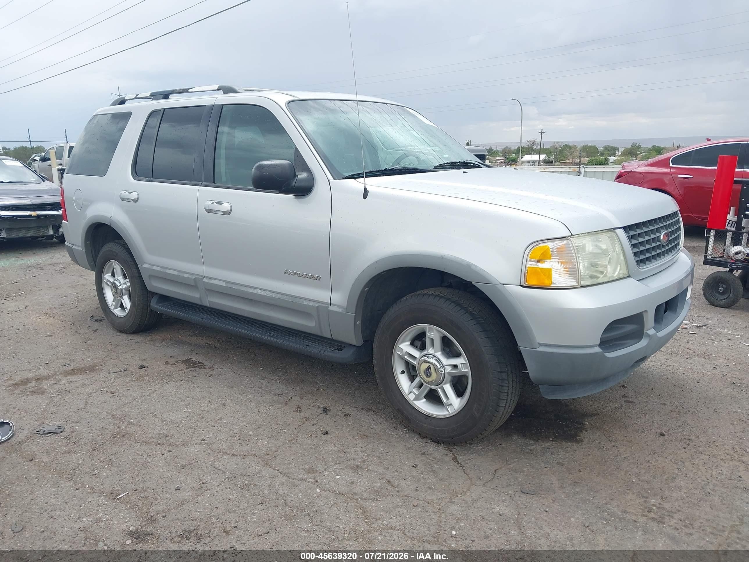 2002 Ford Explorer XLT, VIN 1FMDU73E12UA58387 — Normal wear