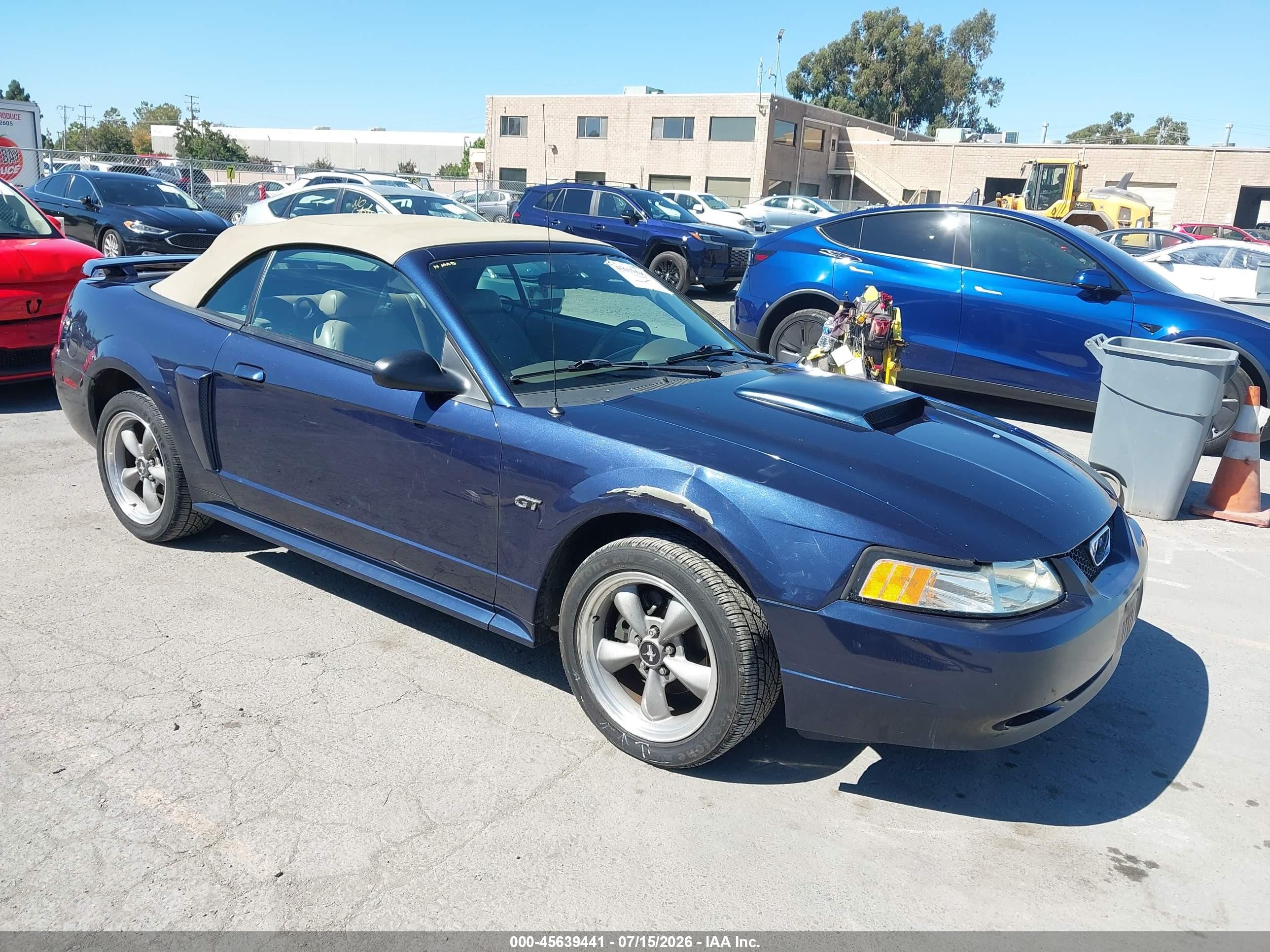 2002 Ford Mustang GT Deluxe, VIN 1FAFP45X22F116454 — Front end