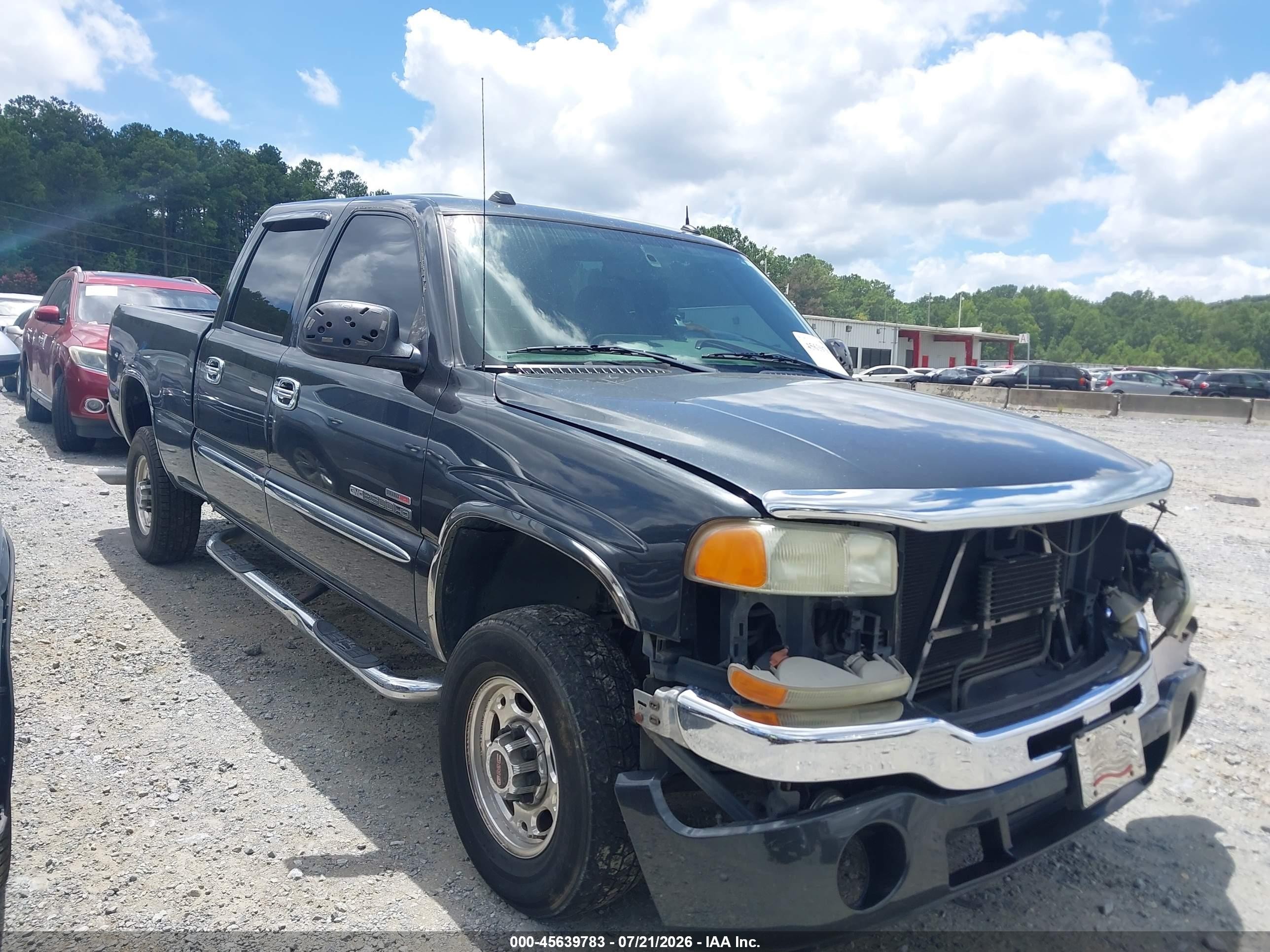 2004 GMC Sierra 2500HD SLE, VIN 1GTHK23264F250478 — Front end