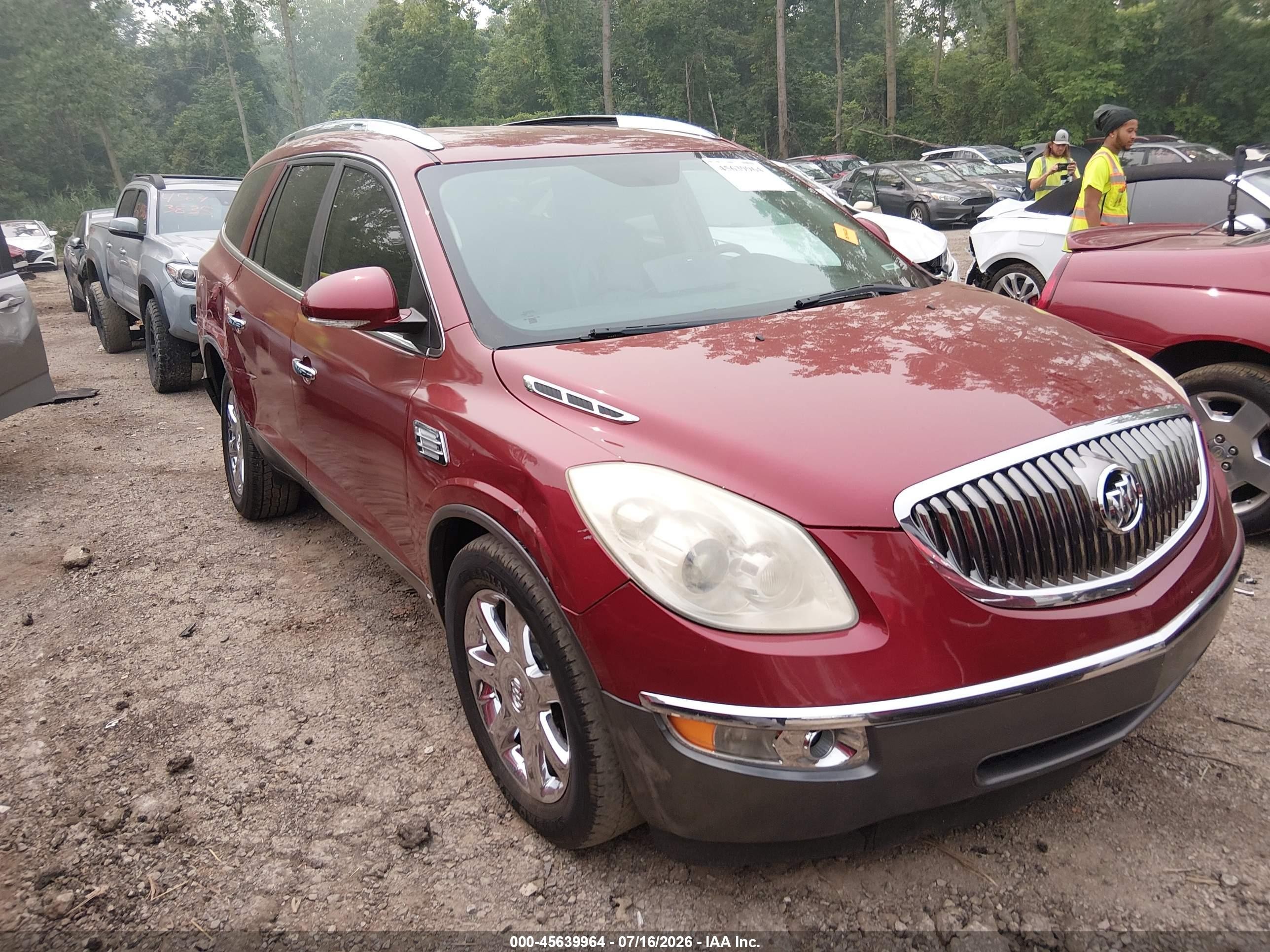 2010 Buick Enclave CXL 1XL, VIN 5GALVBED1AJ130792 — Бок