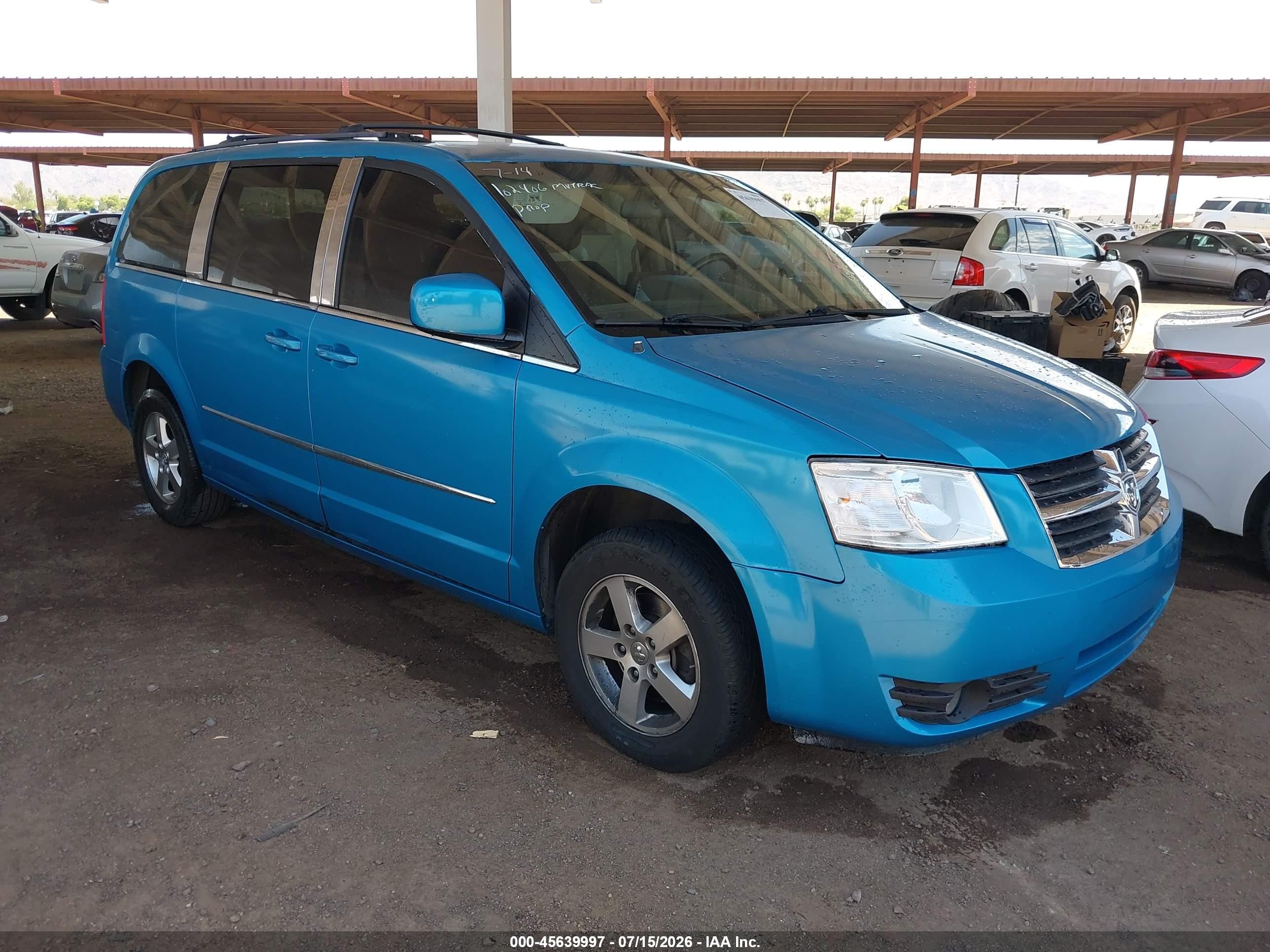 2008 Dodge Grand Caravan SXT, VIN 2D8HN54P58R102406 — Normal wear