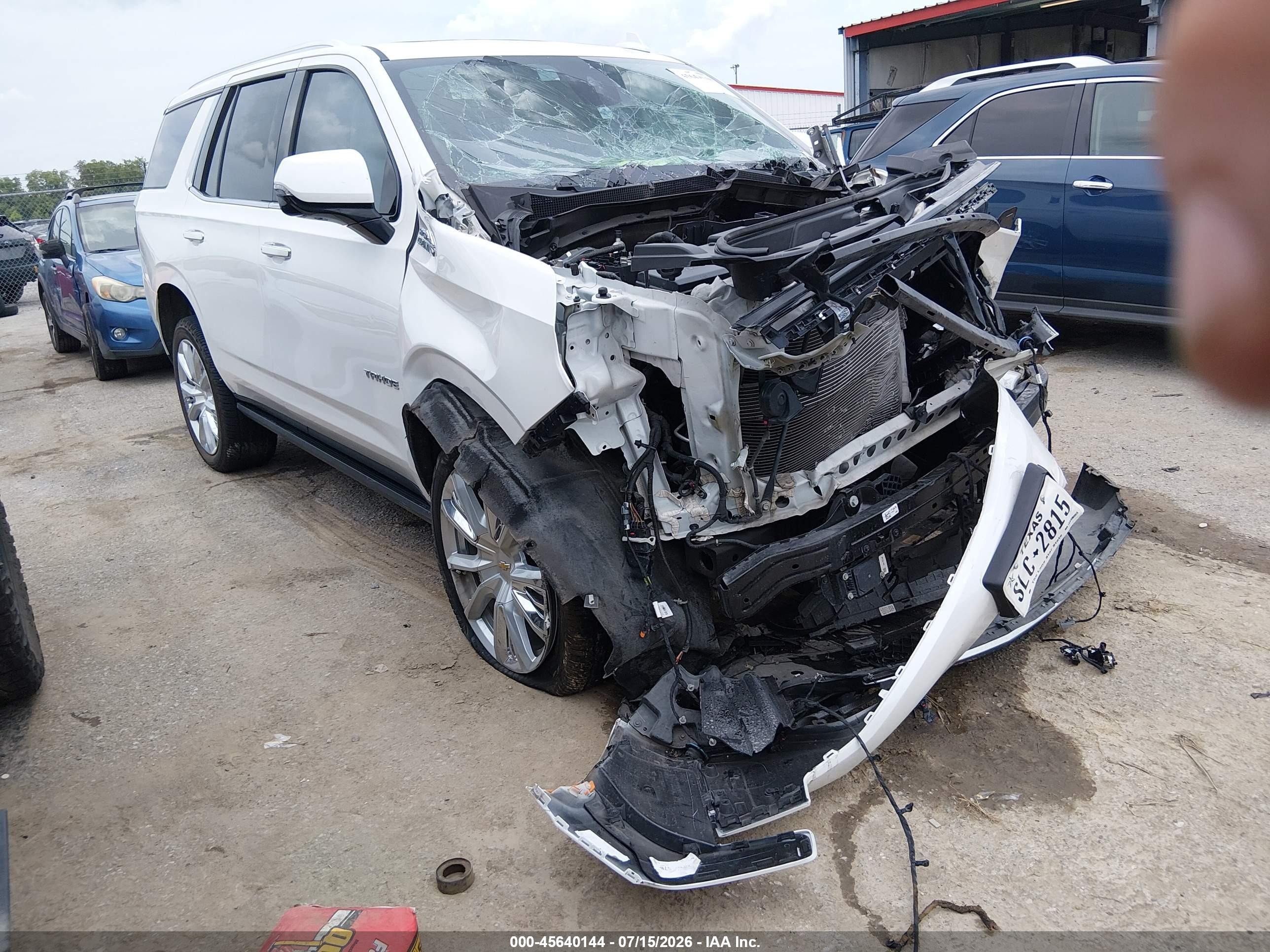 2023 Chevrolet Tahoe High Country, VIN 1GNSKTKL3PR205692 — Перед