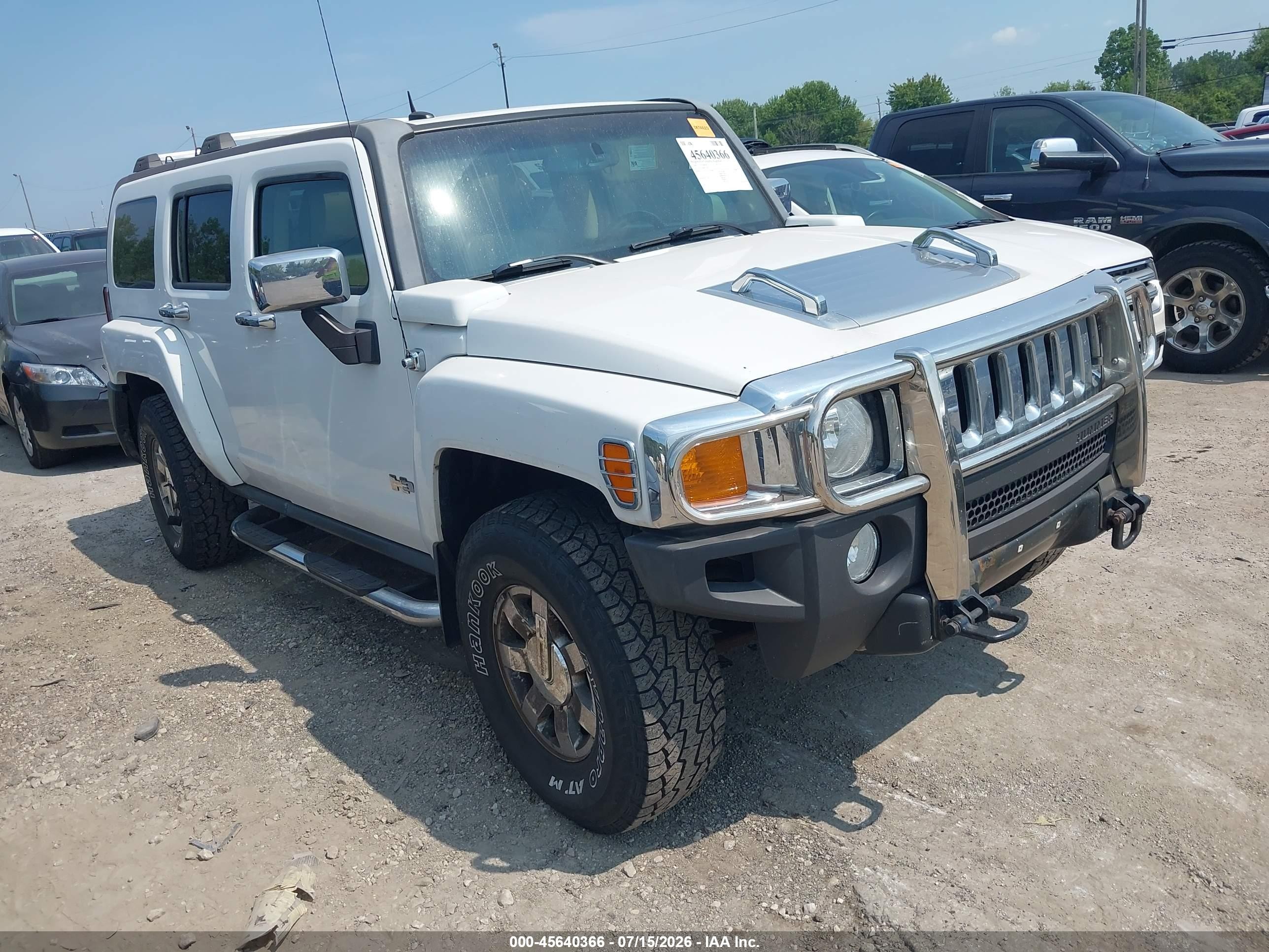 2006 Hummer H3, VIN 5GTDN136868126909 — Not stated