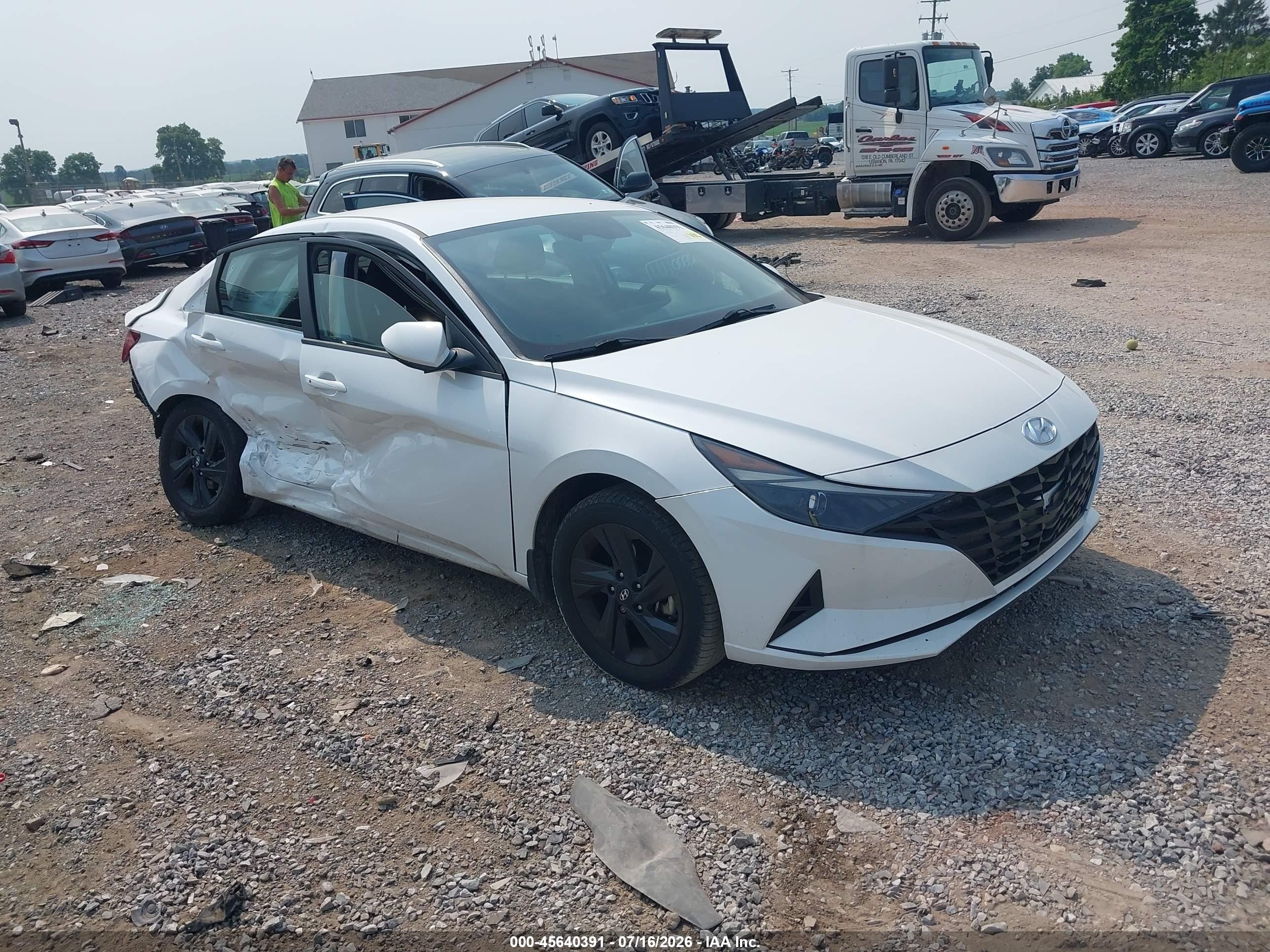 2023 Hyundai Elantra SEL, VIN 5NPLM4AG4PH095065 — Side