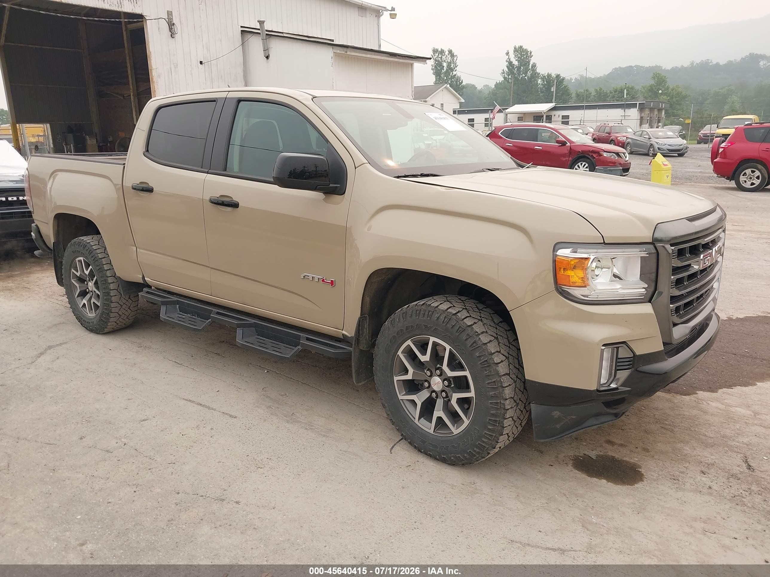 2022 GMC Canyon 4WD AT4, VIN 1GTG6FEN8N1145583 — Storm