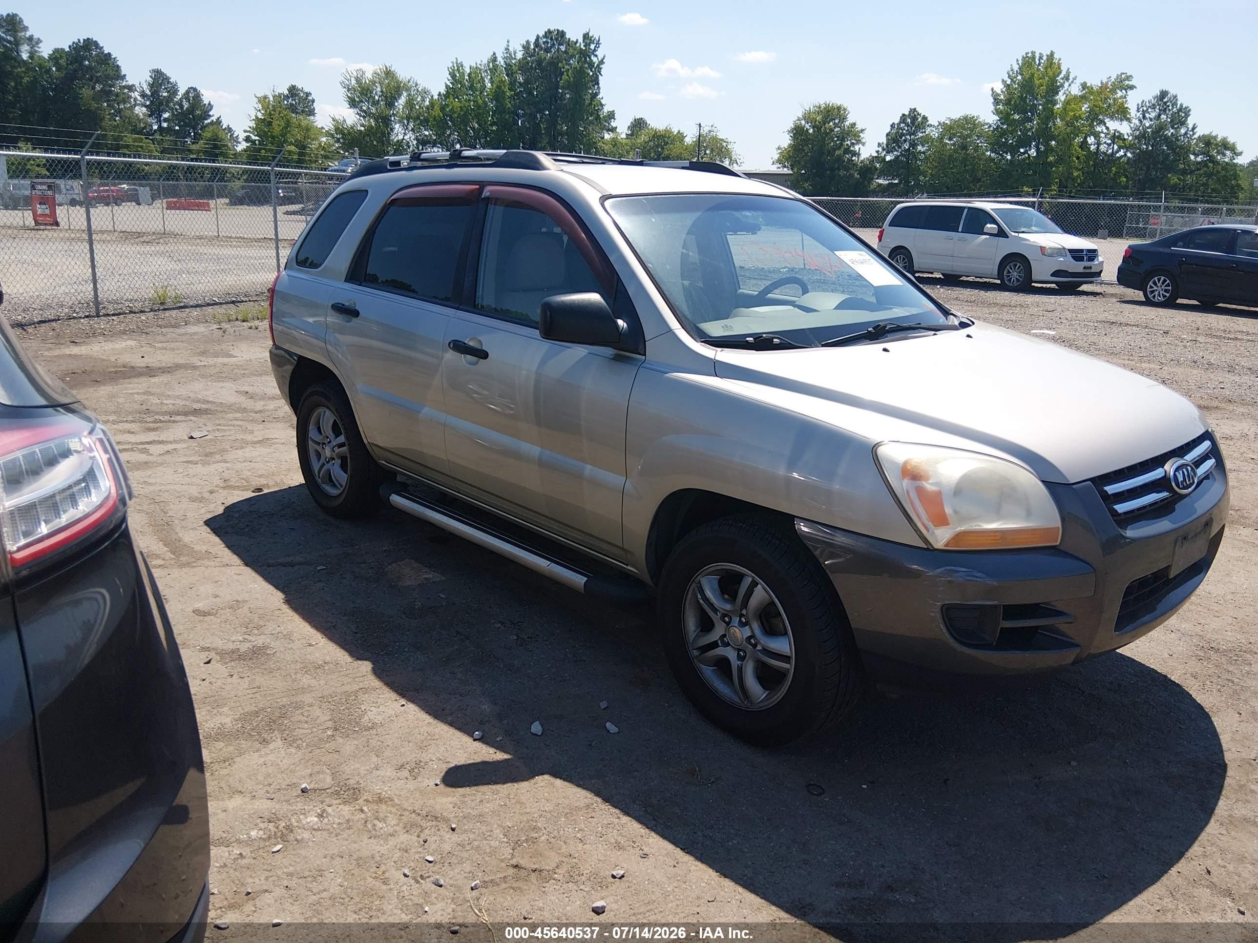 2007 Kia Sportage LX, VIN KNDJF723177419348 — Normal wear