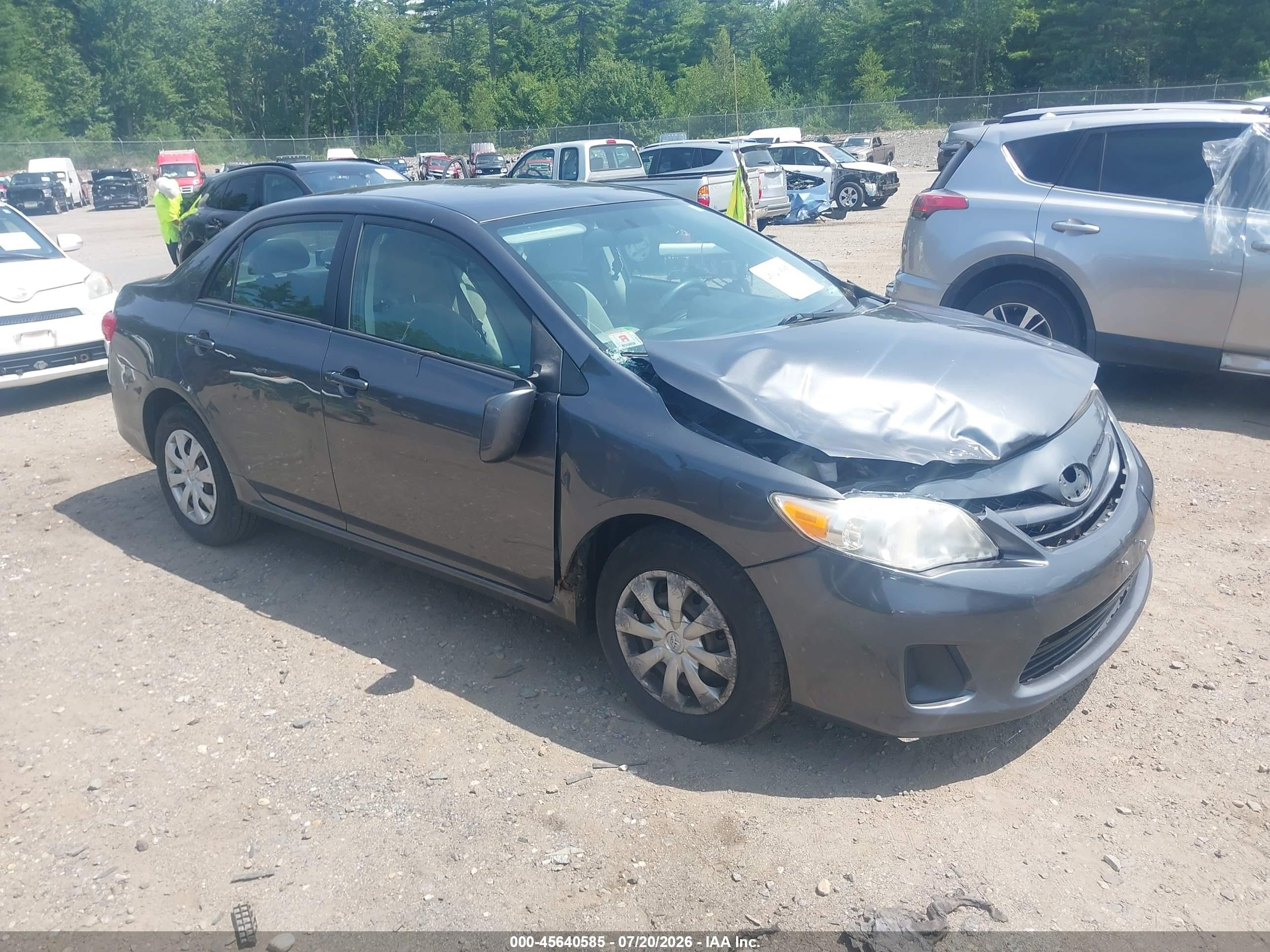 2011 Toyota Corolla LE, VIN 2T1BU4EE7BC651420 — Front end