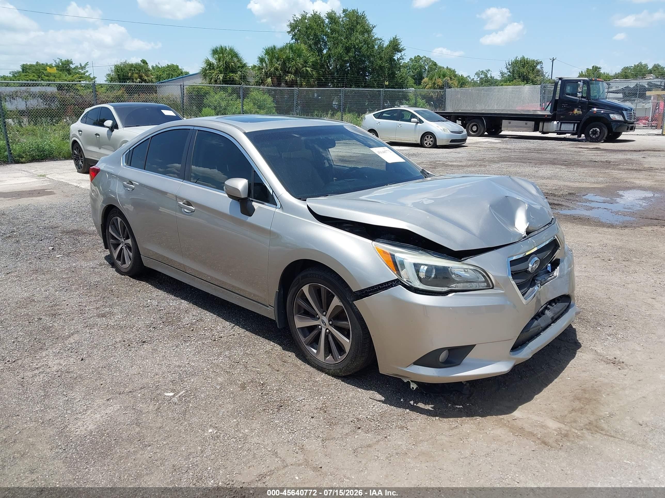 2015 Subaru Legacy Limited, VIN 4S3BNAL60F3006078 — Front end