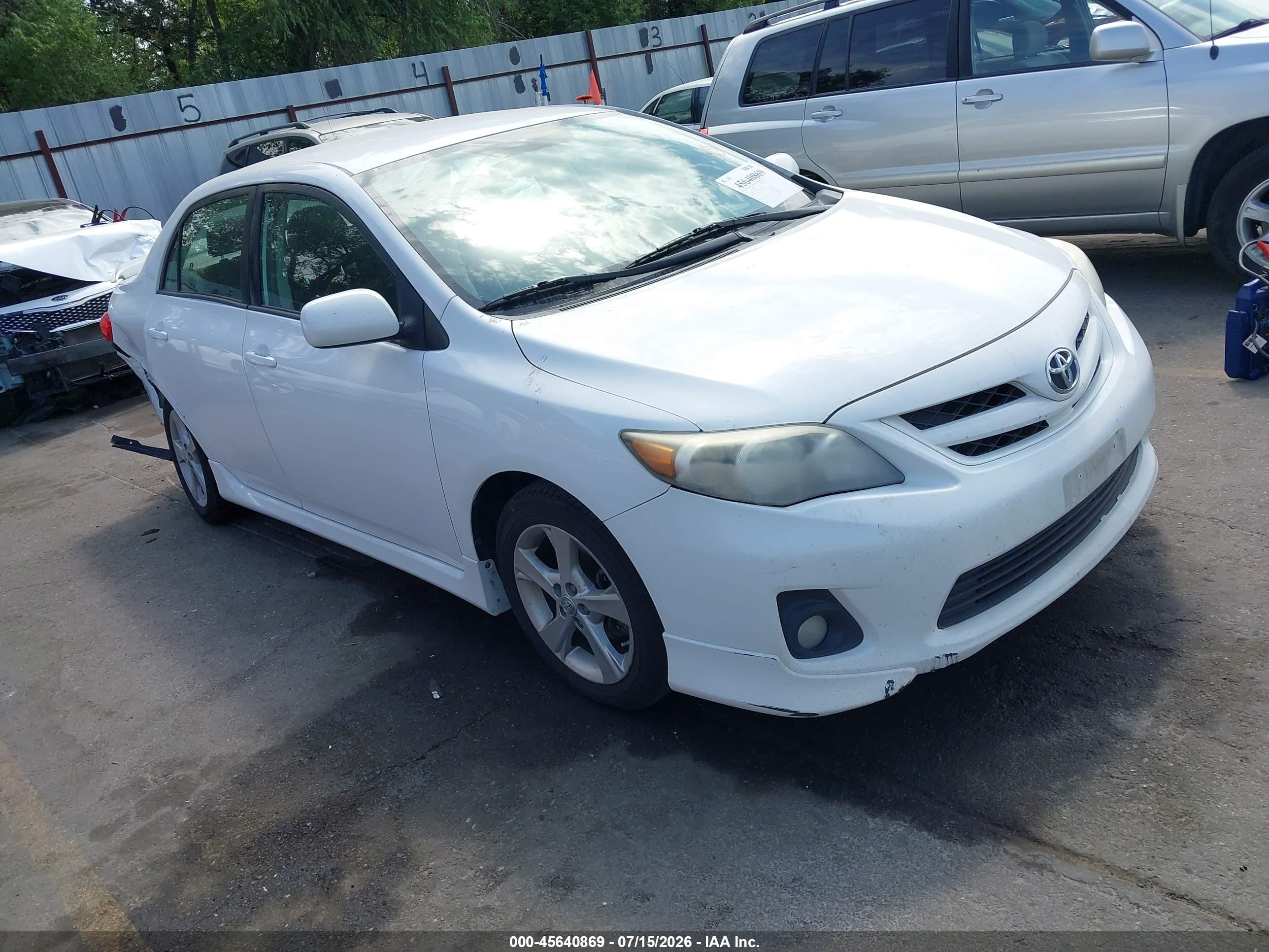 2013 Toyota Corolla L, VIN 2T1BU4EE2DC998463 — Rear end
