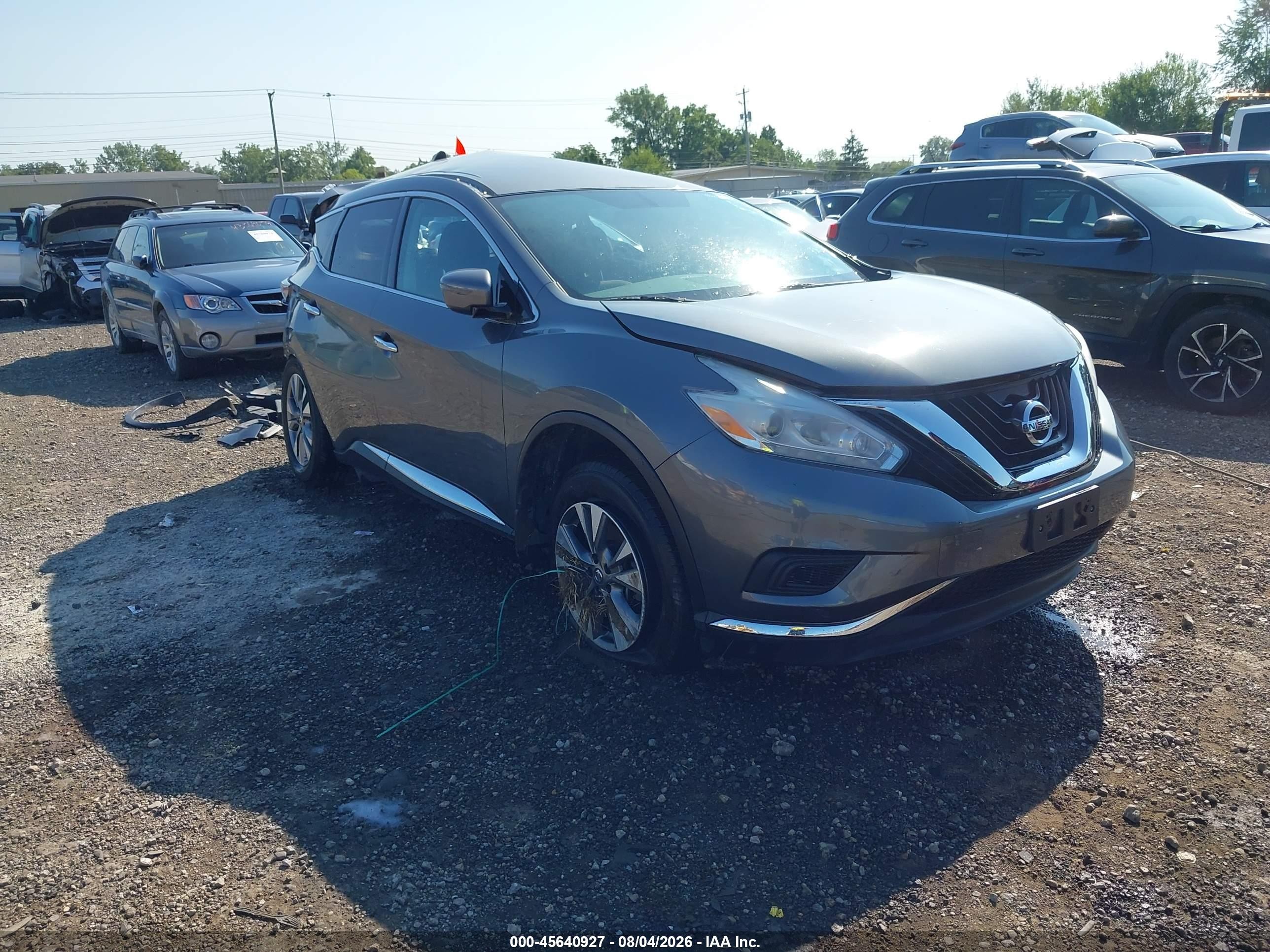2017 Nissan Murano S, VIN 5N1AZ2MH5HN160732 — Rear end