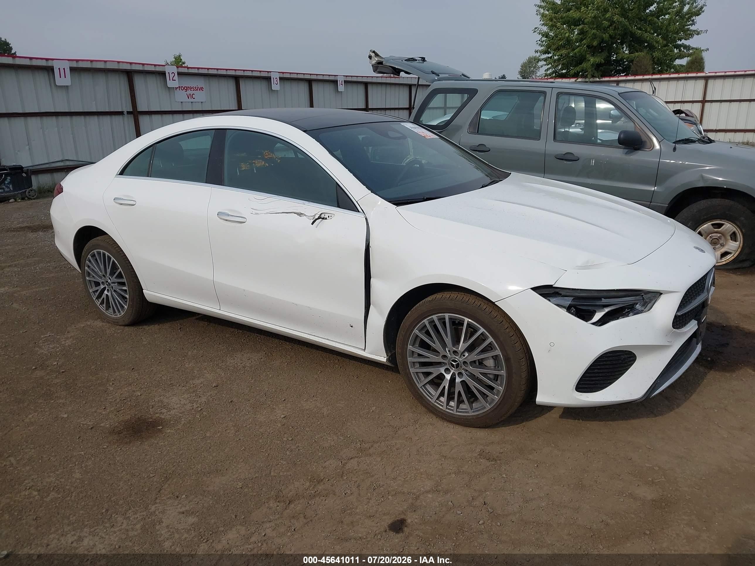 2025 Mercedes-Benz CLA 250, VIN W1K5J4GB2SN515062 — Front end
