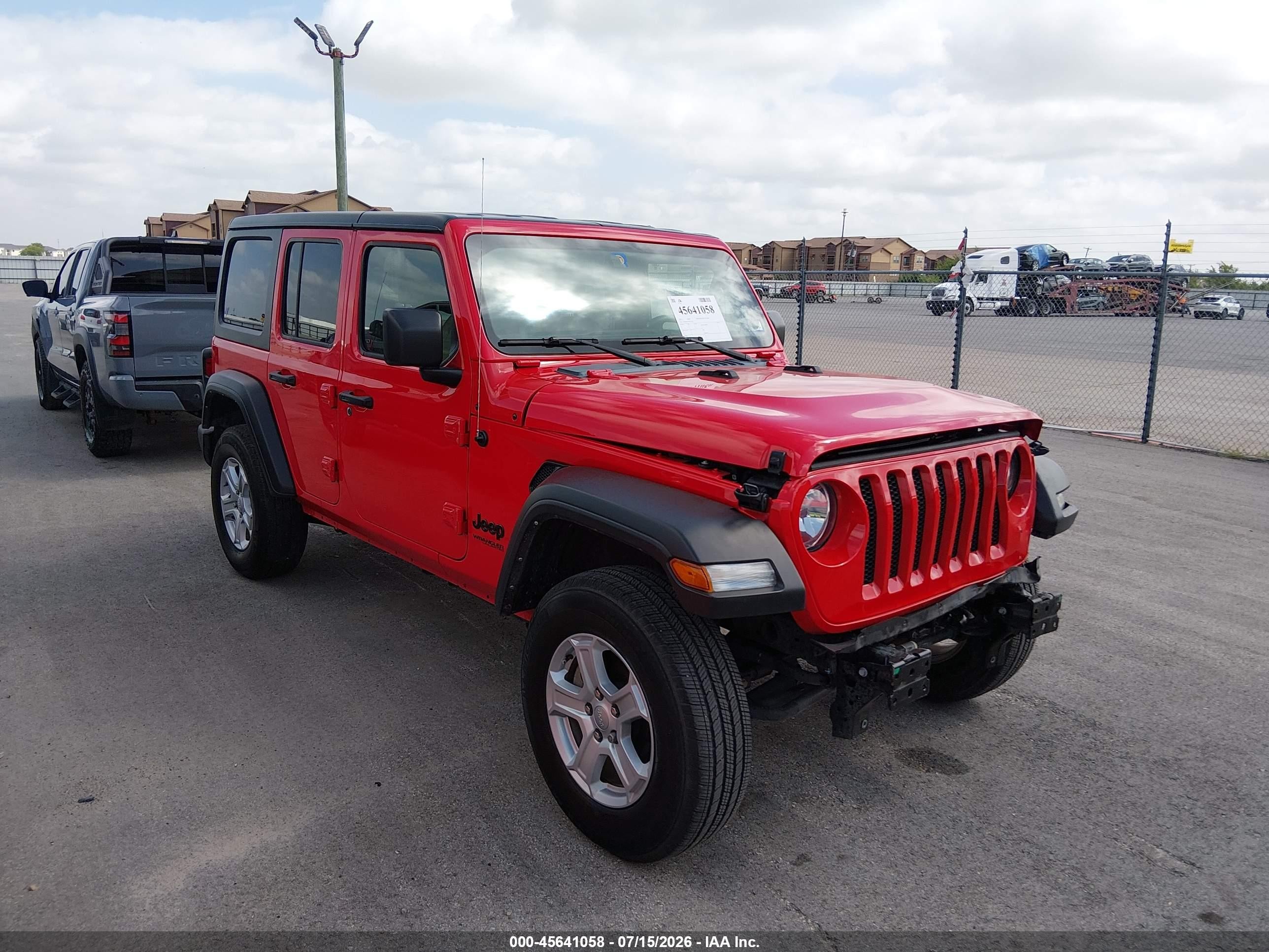 2022 Jeep Wrangler Unlimited Sport Altitude, VIN 1C4HJXDG0NW211963 — Front end