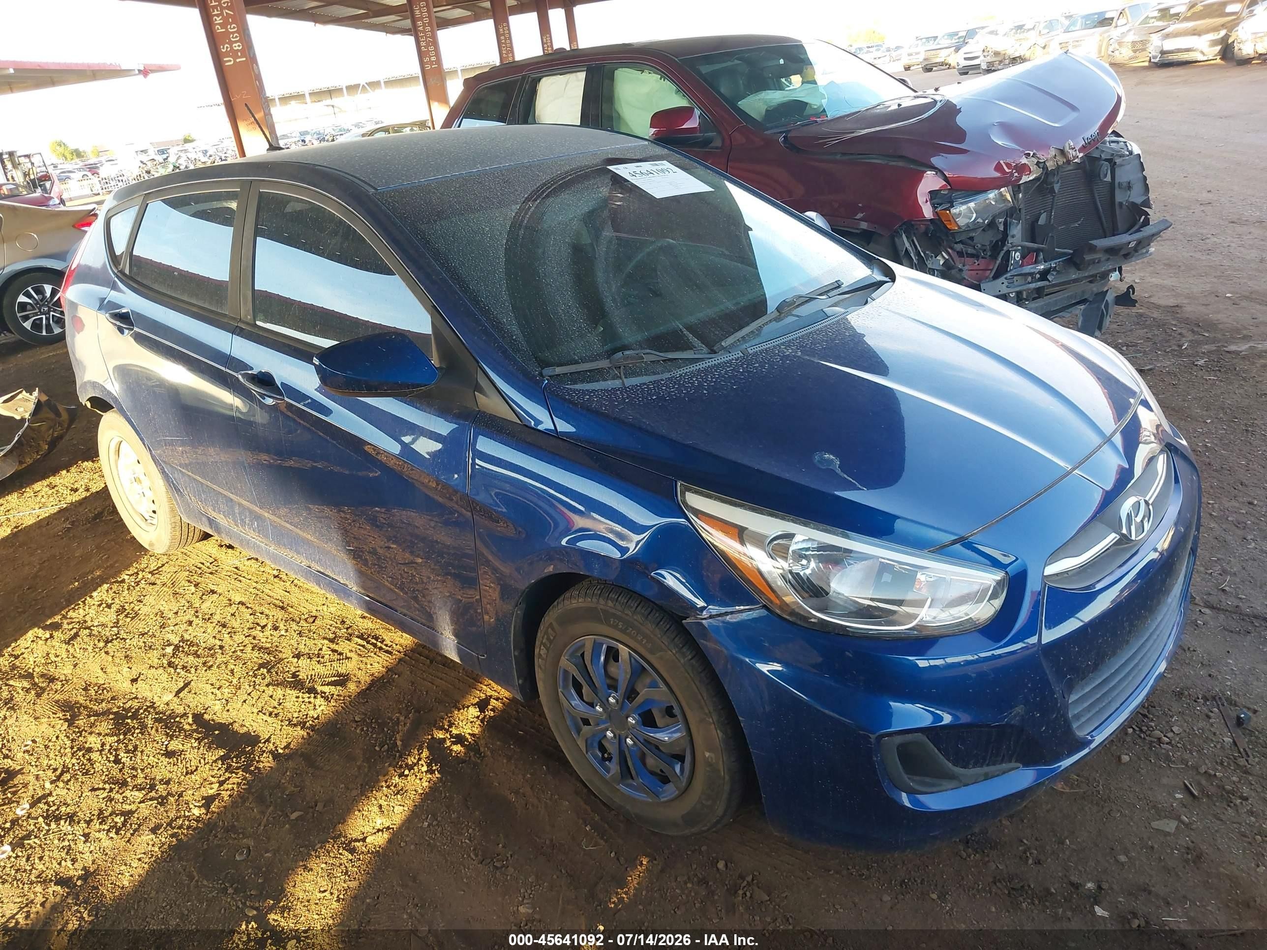 2017 Hyundai Accent SE, VIN KMHCT5AE9HU336970 — Зад