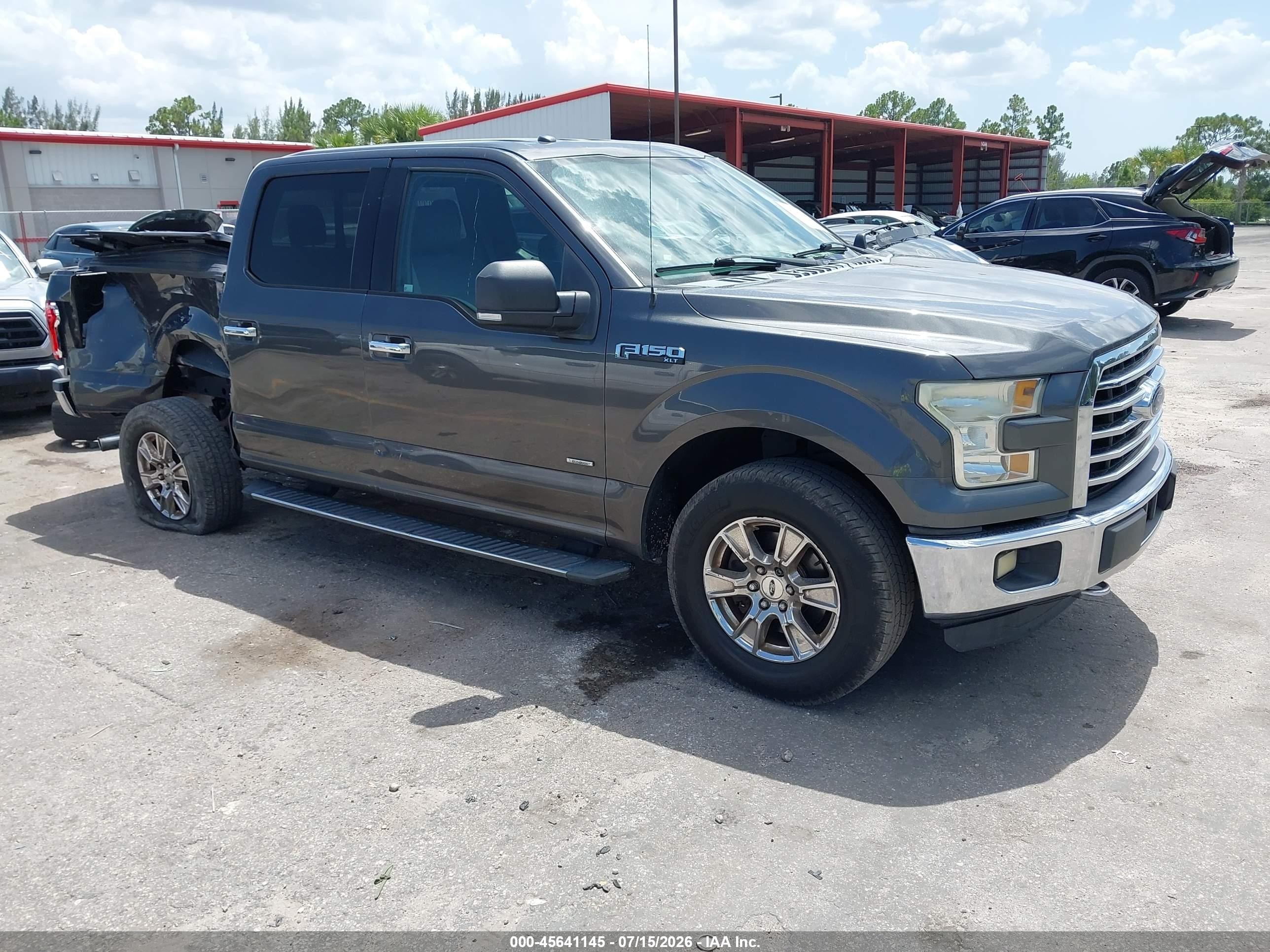 2016 Ford F-150 XLT, VIN 1FTEW1EG0GFA97143 — Rear end