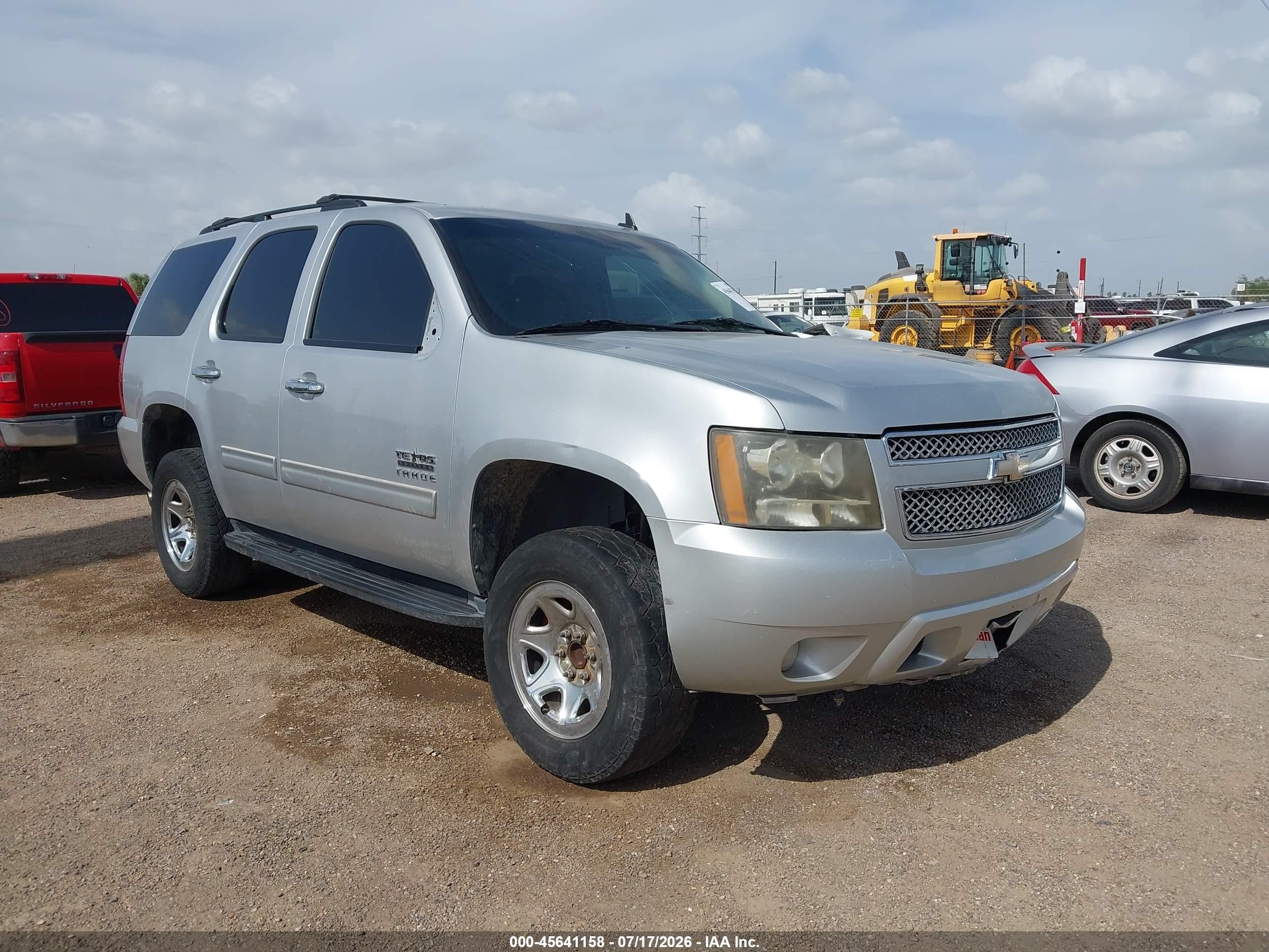 2011 Chevrolet Tahoe LS, VIN 1GNSCAE0XBR176834 — Normal wear