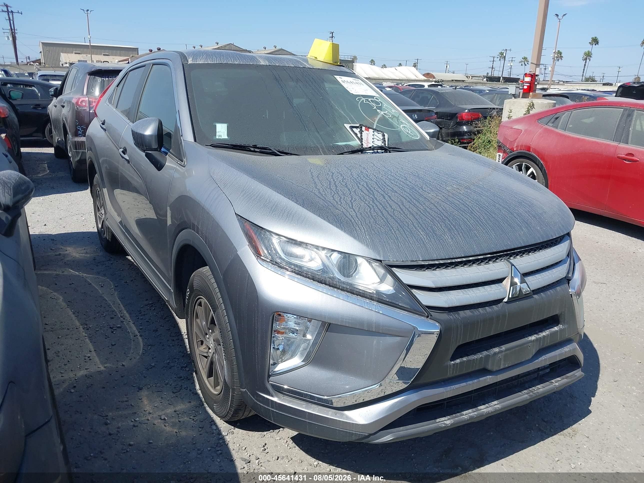 2020 Mitsubishi Eclipse Cross ES, VIN JA4AT3AA6LZ036581 — Front end