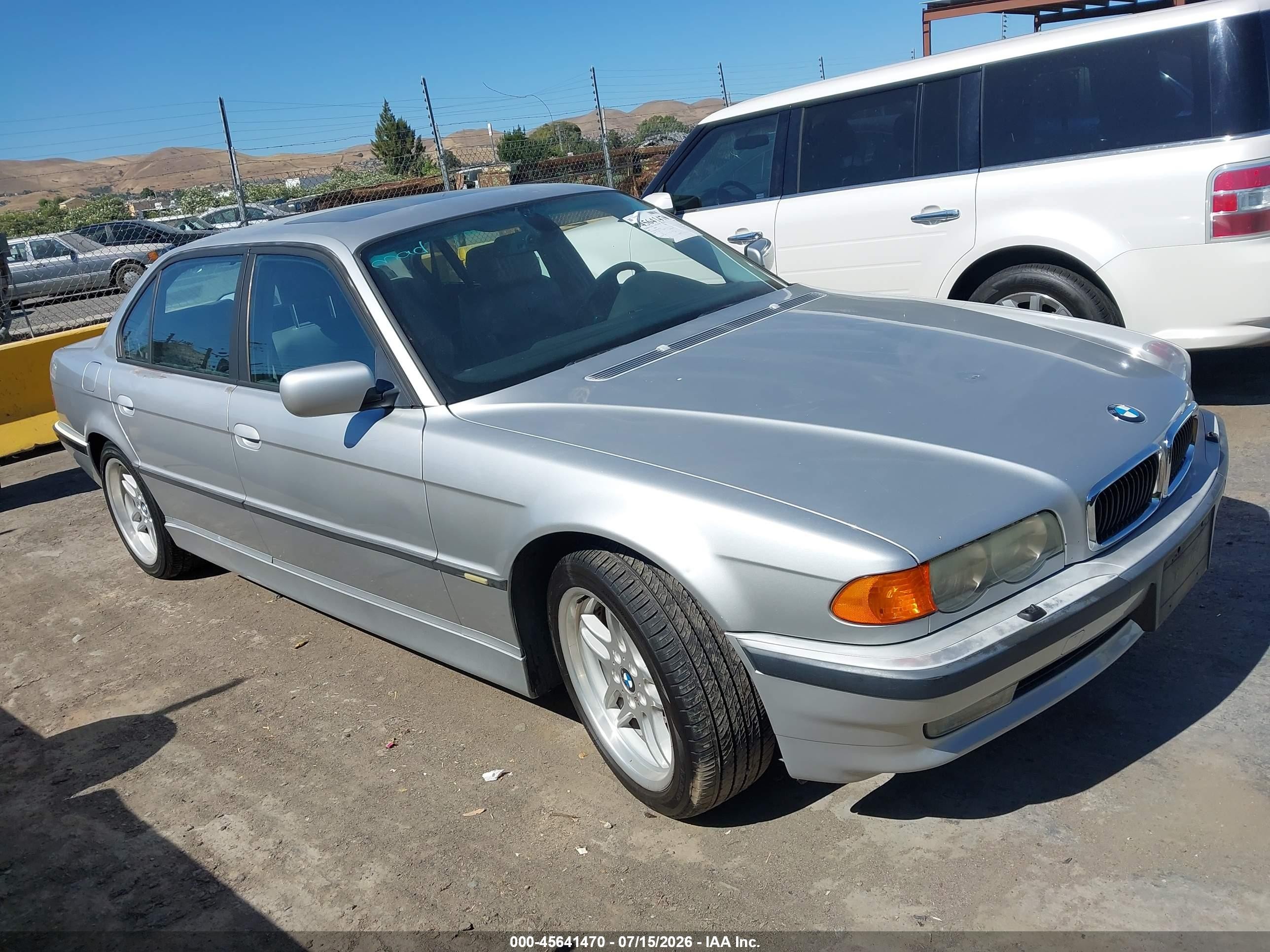 2001 BMW 7 Series 740iL, VIN WBAGH83451DP21264 — Normal wear