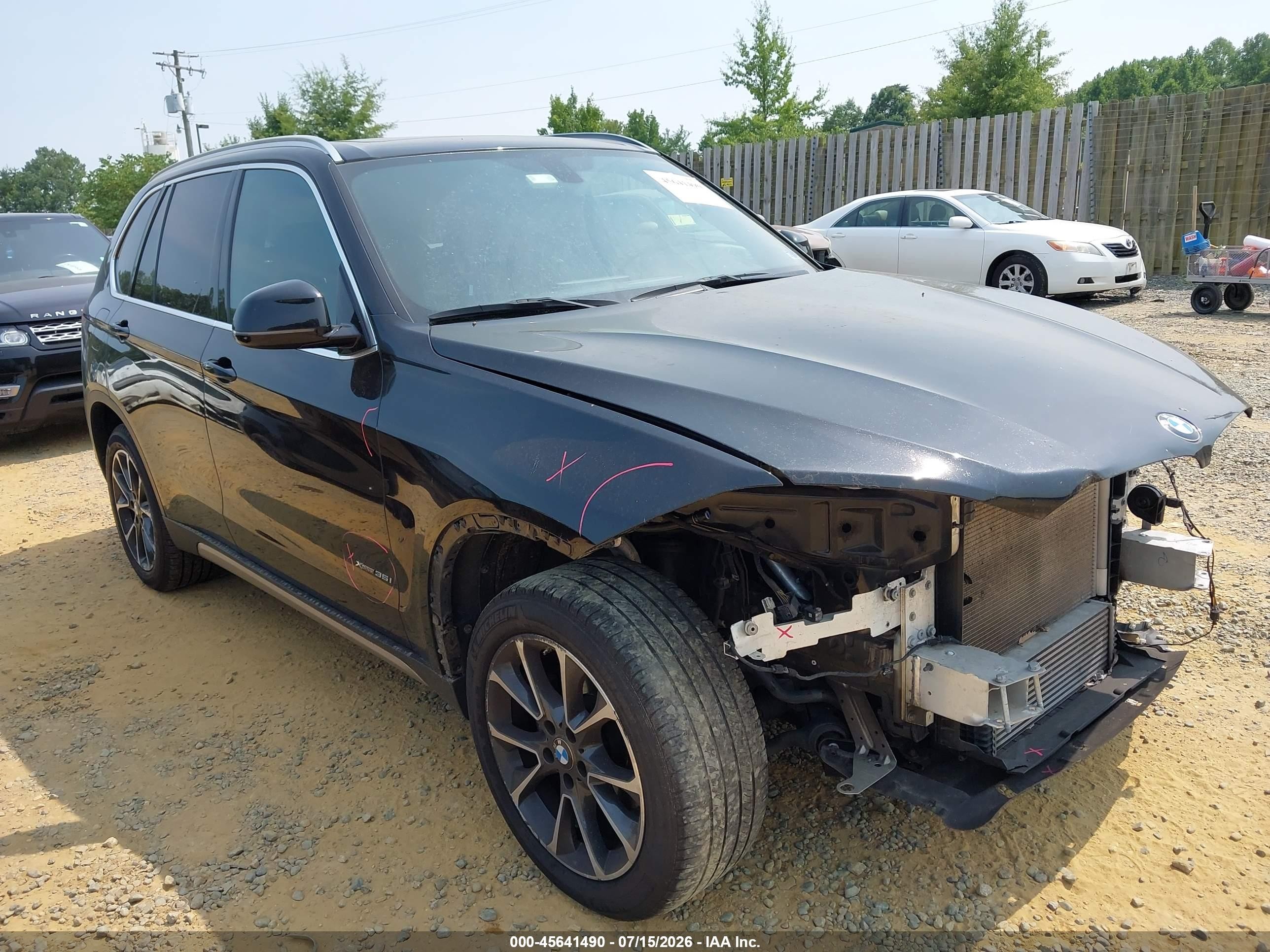 2017 BMW X5 xDrive35i, VIN 5UXKR0C34H0X79028 — Перед