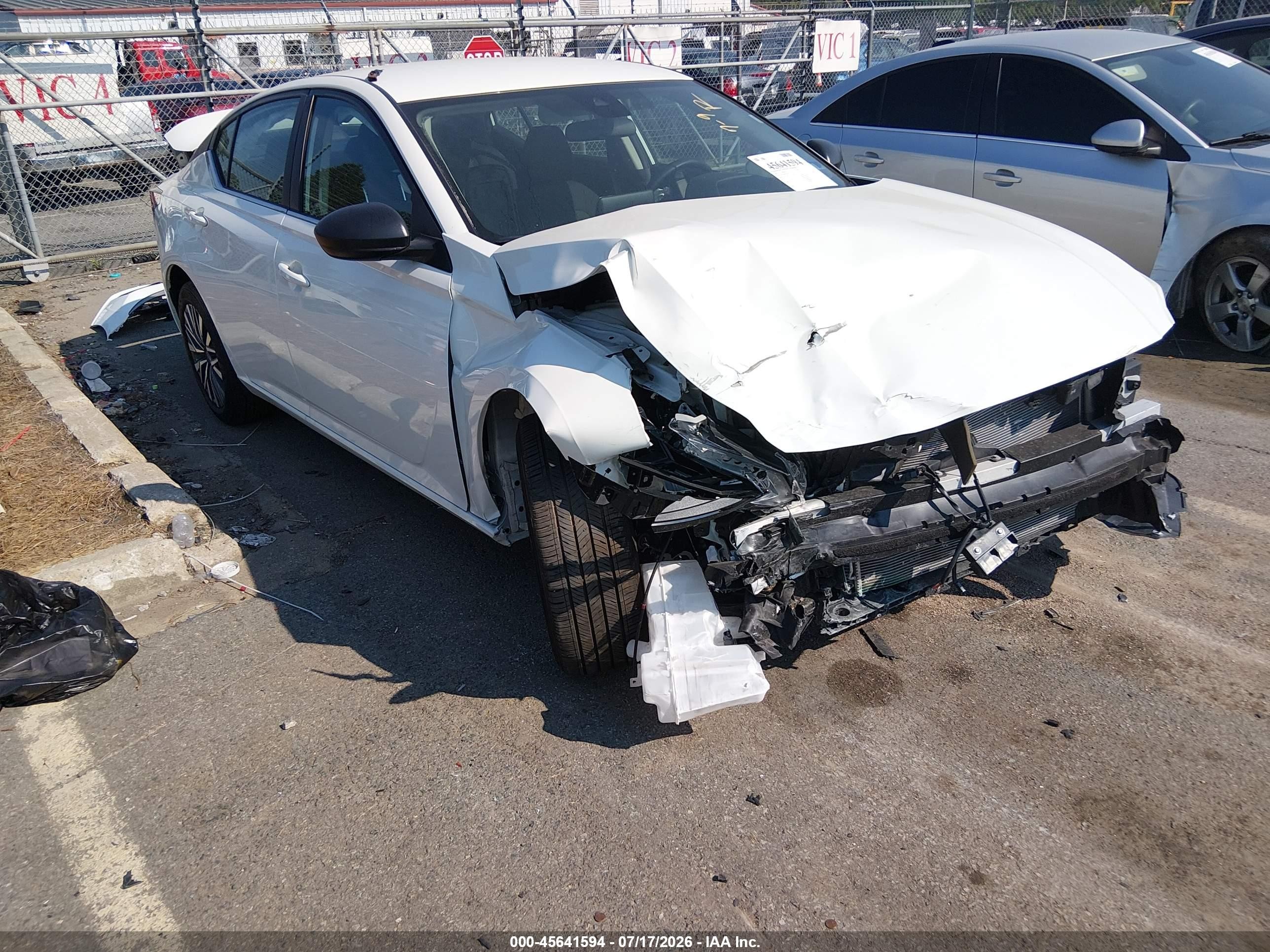 2026 Nissan Altima SV, VIN 1N4BL4DW8TN313977 — Front end