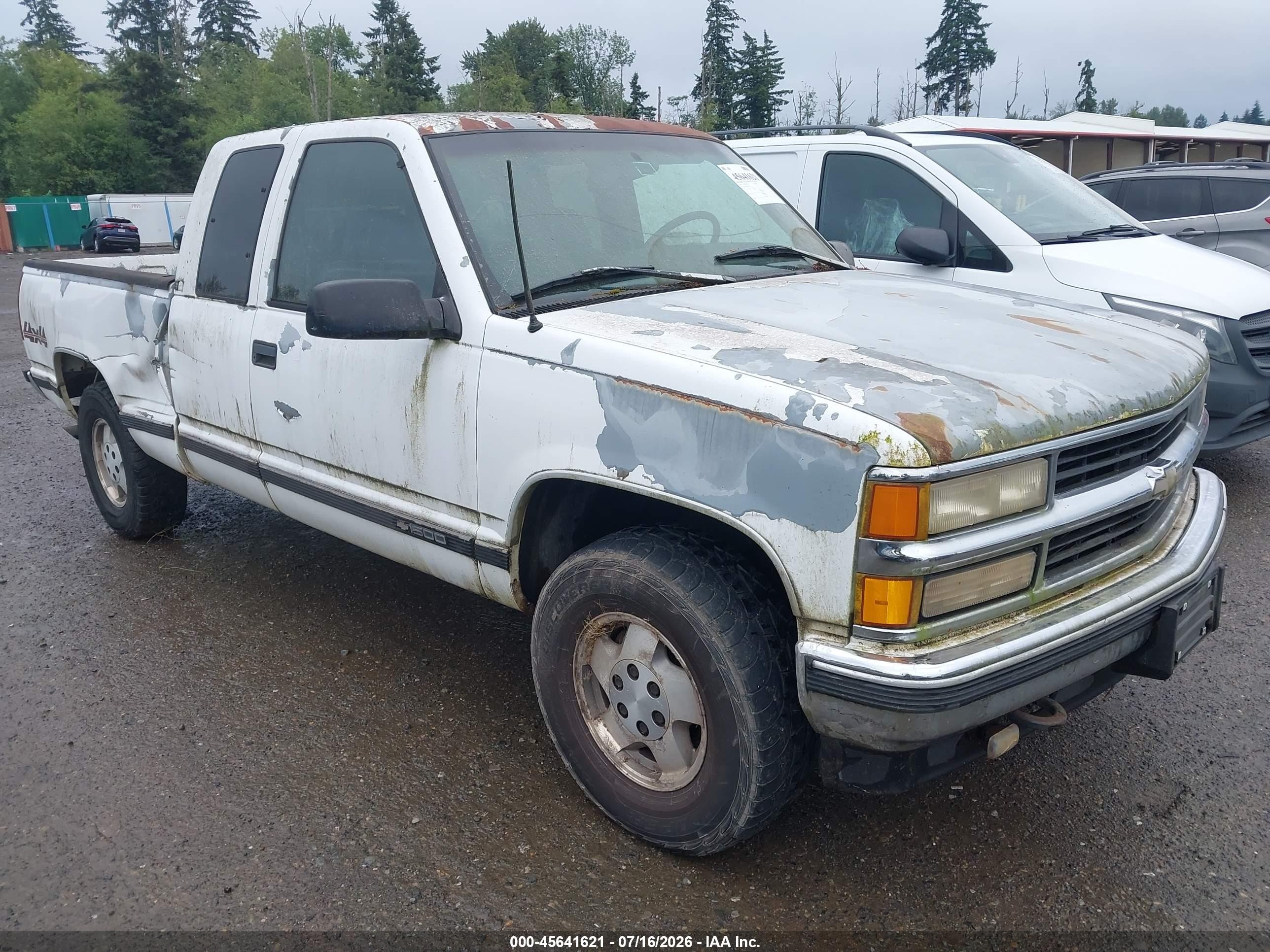 1995 Chevrolet K1500, VIN 1GCEK19H4SE243203 — Normal wear